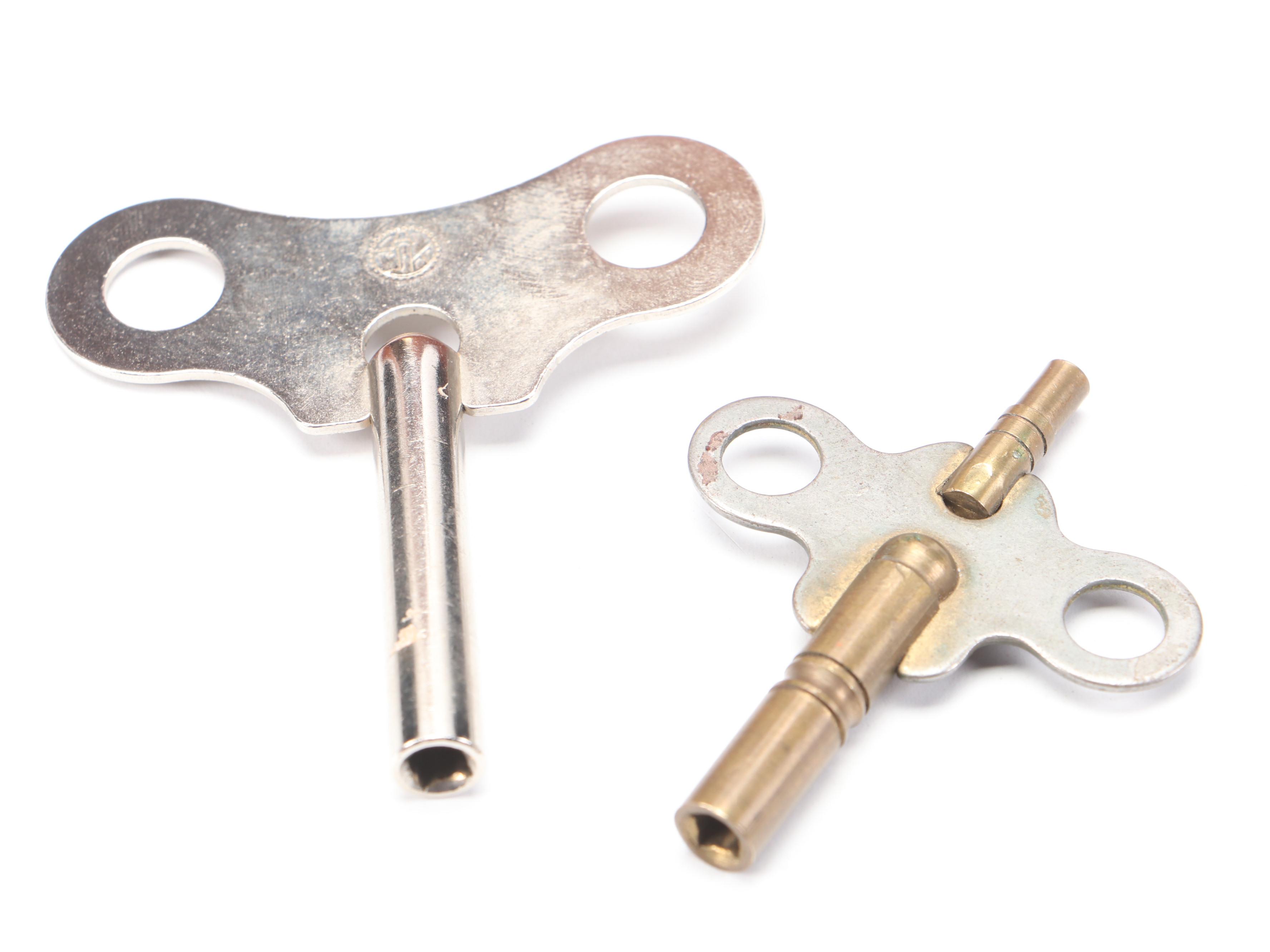 Howard Miller Carson Napoleon Hat Mantel Clock