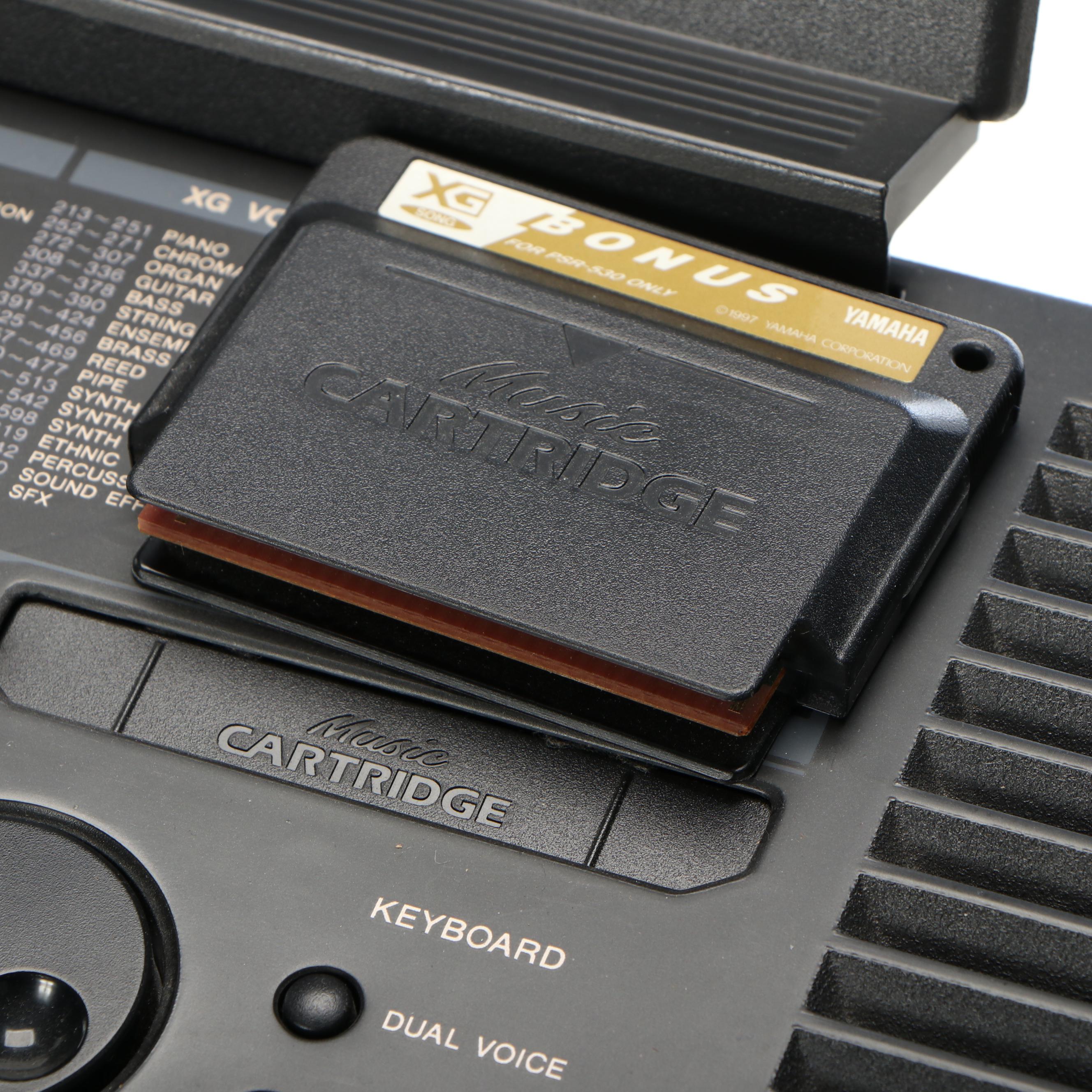 Yamaha PSR-530 Portable Electronic Synthesizer Keyboard, Stand & Cartridges