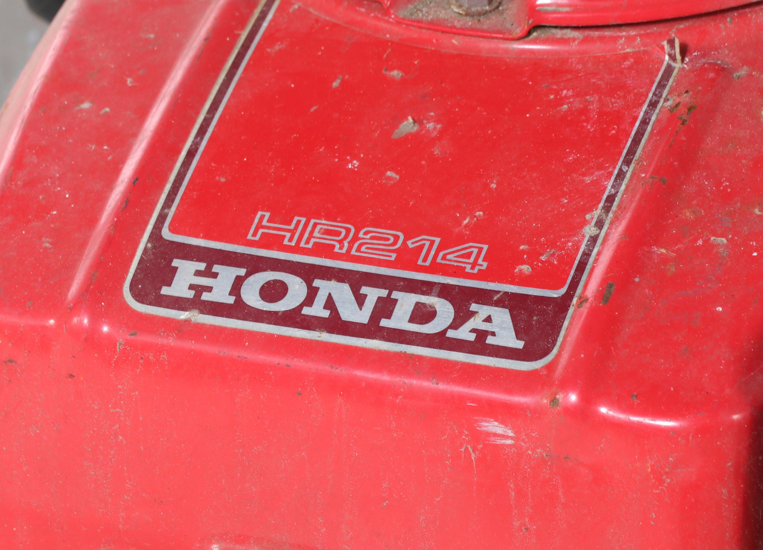 Honda HR214 Gas-Powered Lawnmower