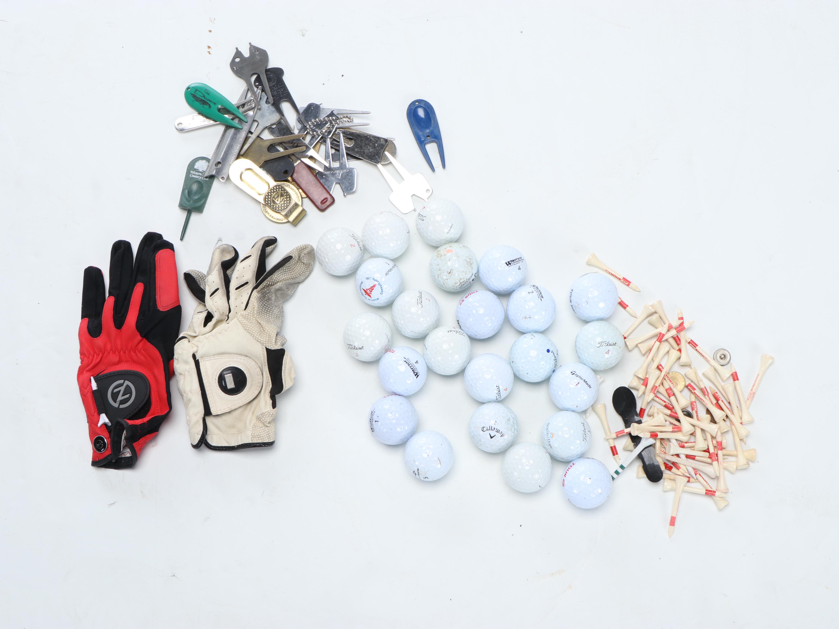 Titleist Golf Bag with Irons, 7 Wood, Golf Balls, Tees and More