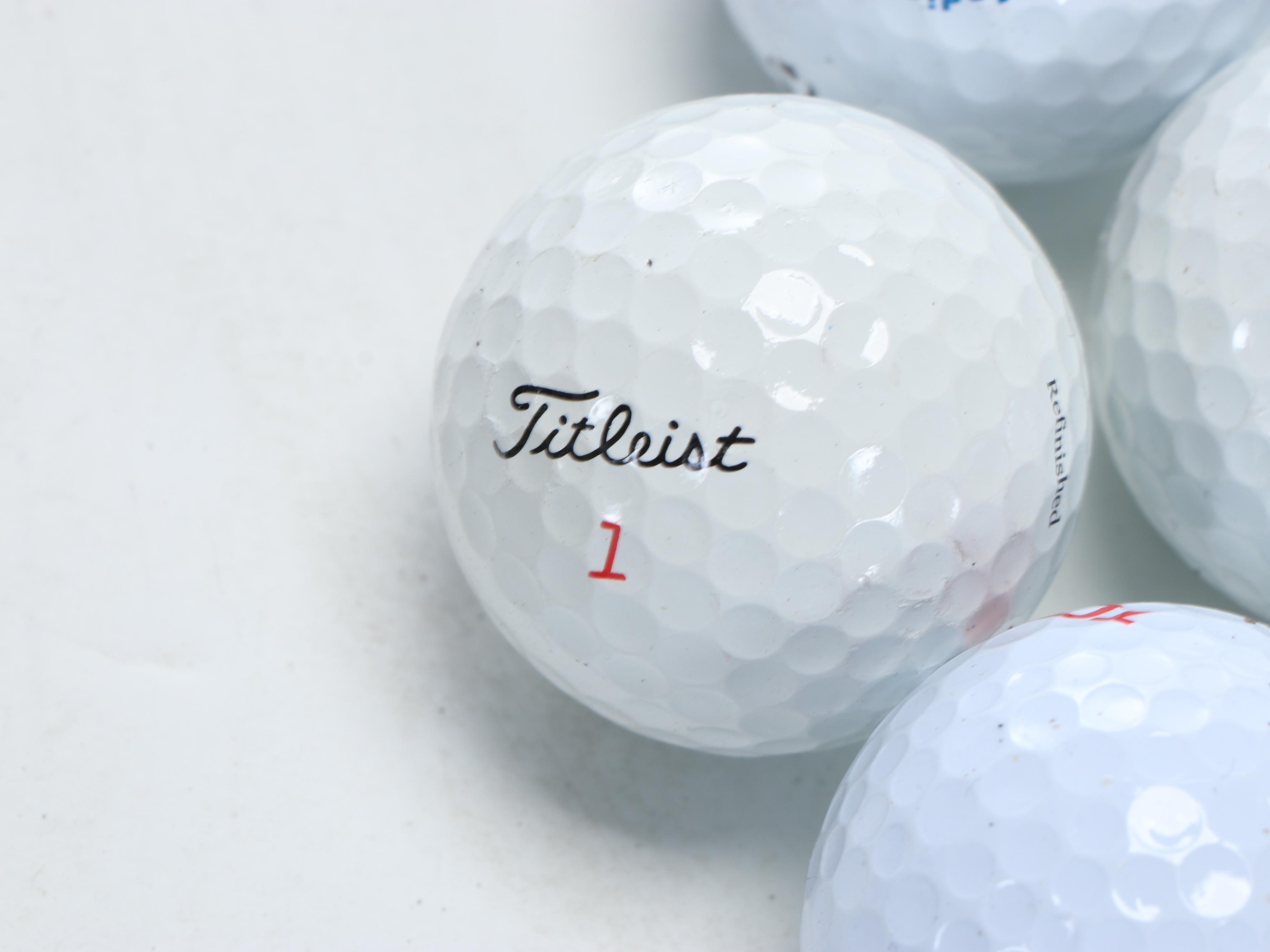 Titleist Golf Bag with Irons, 7 Wood, Golf Balls, Tees and More