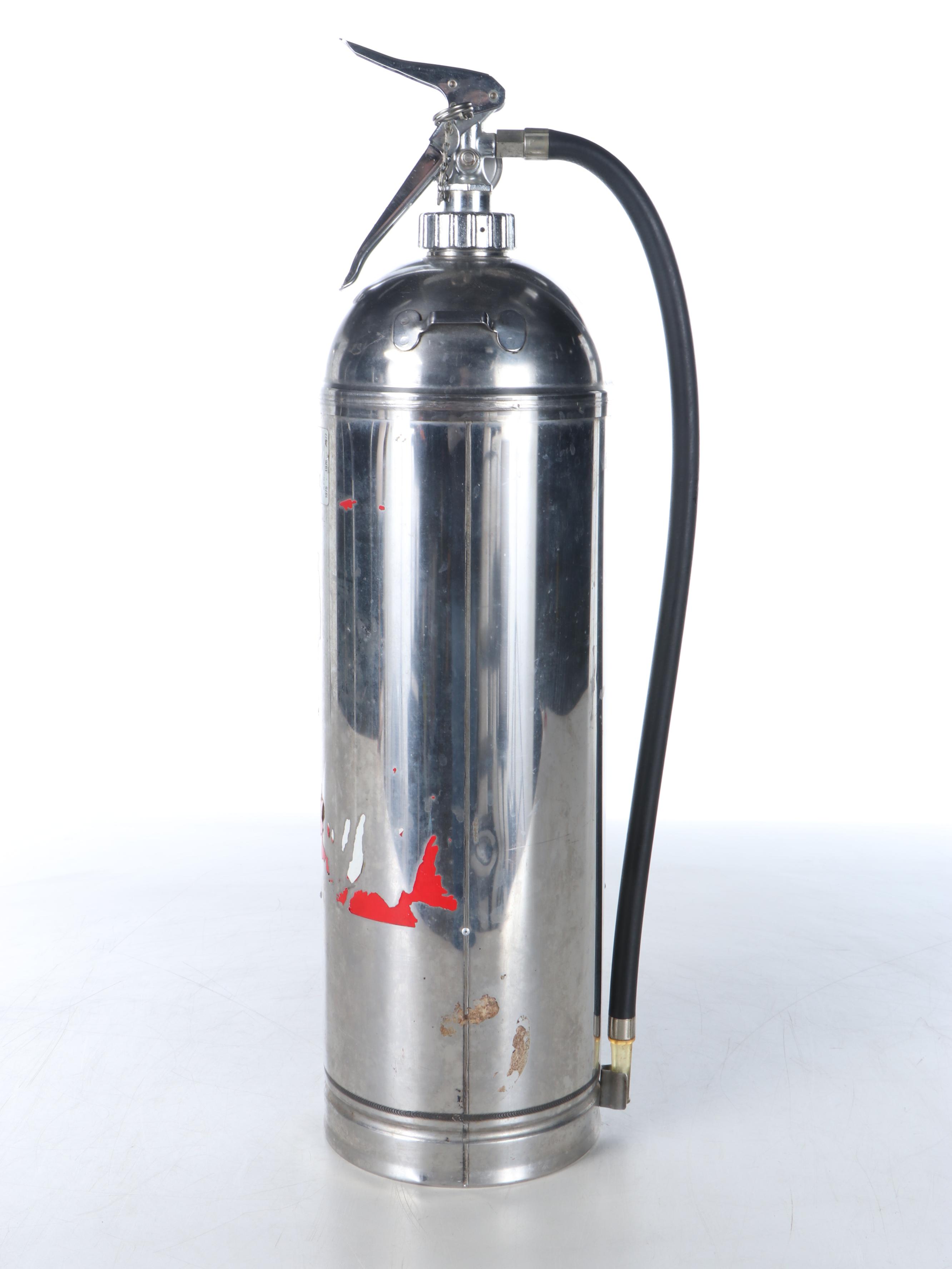 Fire Extinguisher Bar "Emergency Bourbon" Service for One