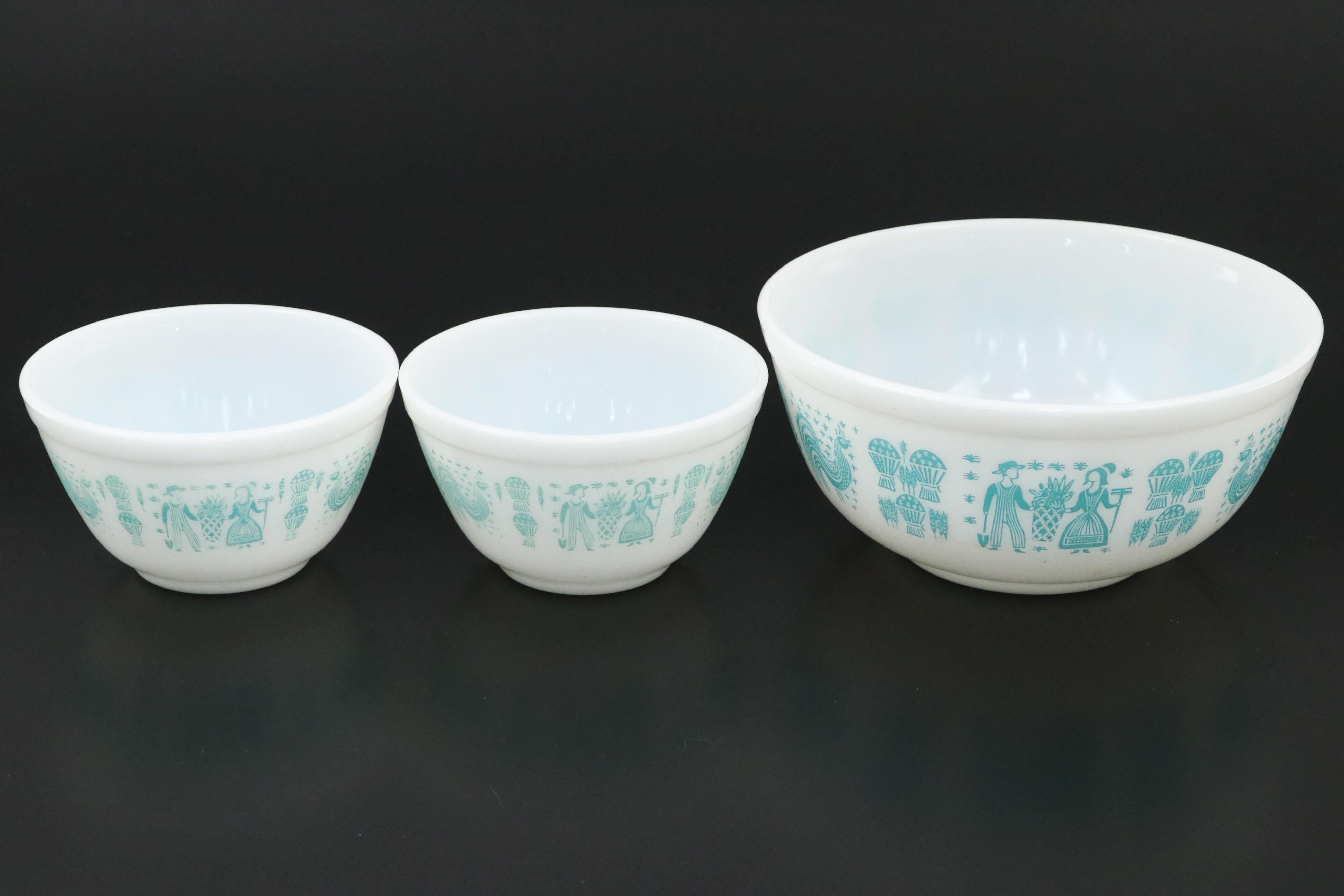 Pyrex "Butterprint Turquoise" Glass Refrigerator Jars and Bowls