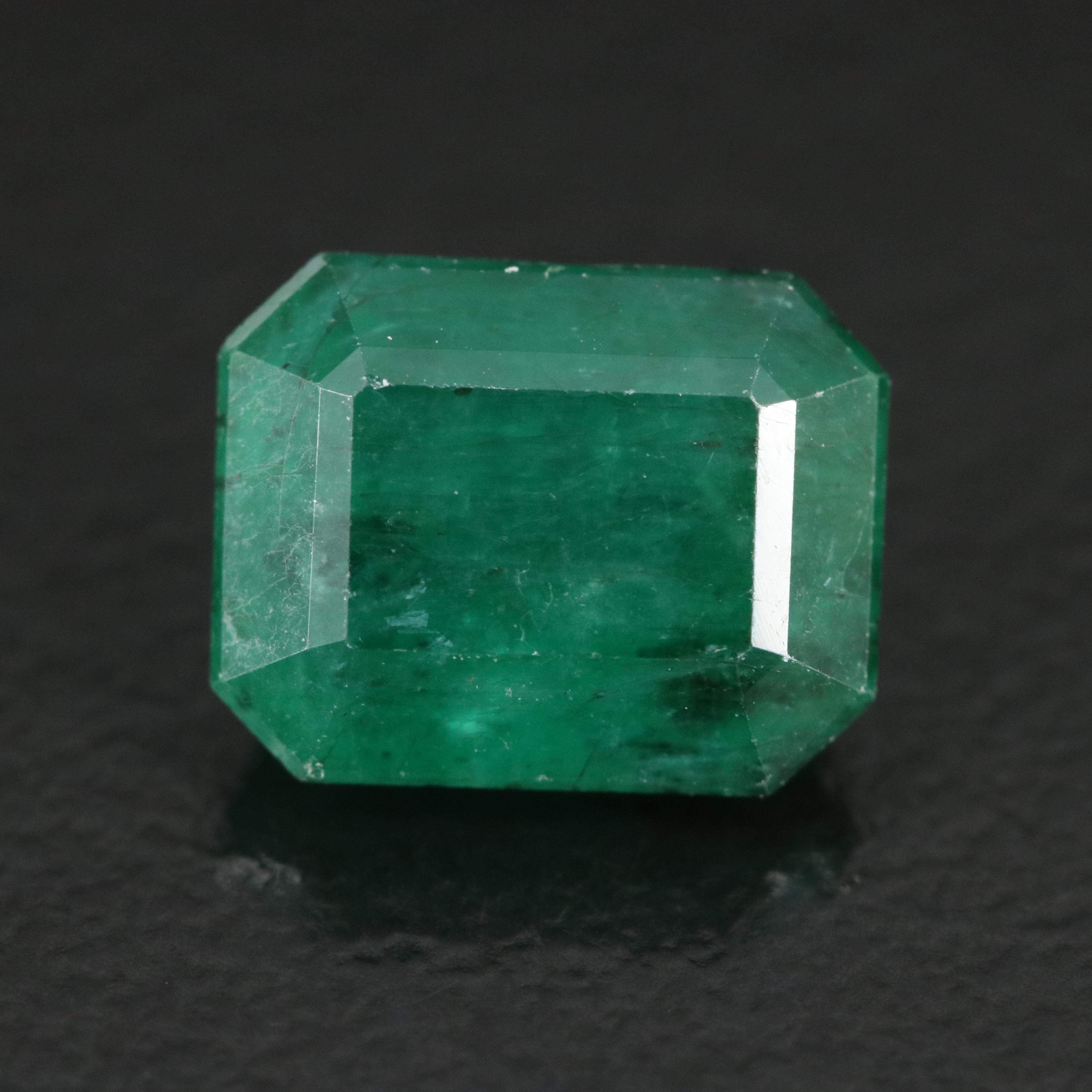 Loose 2.34 CT Emerald