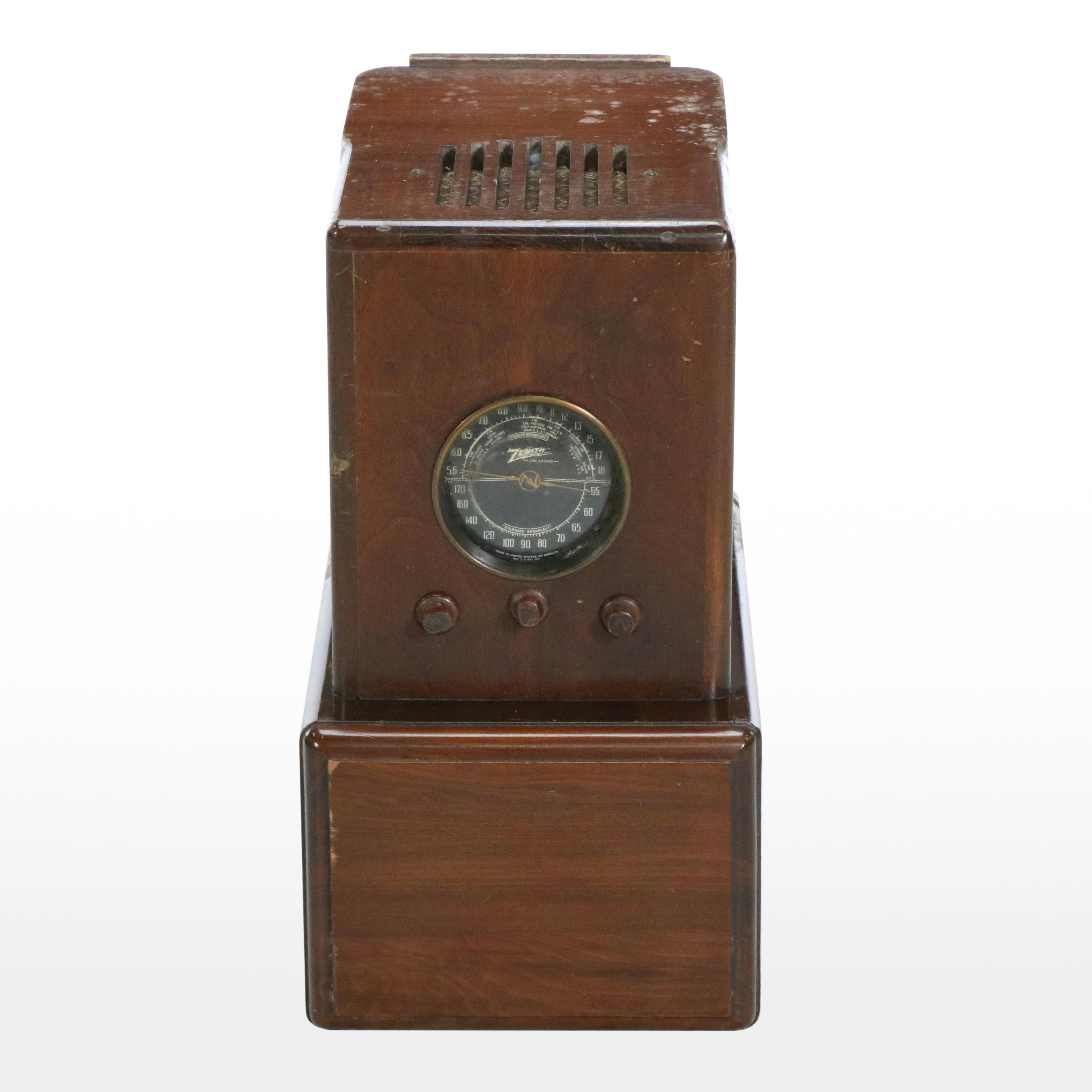 Zenith Art Deco Table Side Radio, Early 20th Century