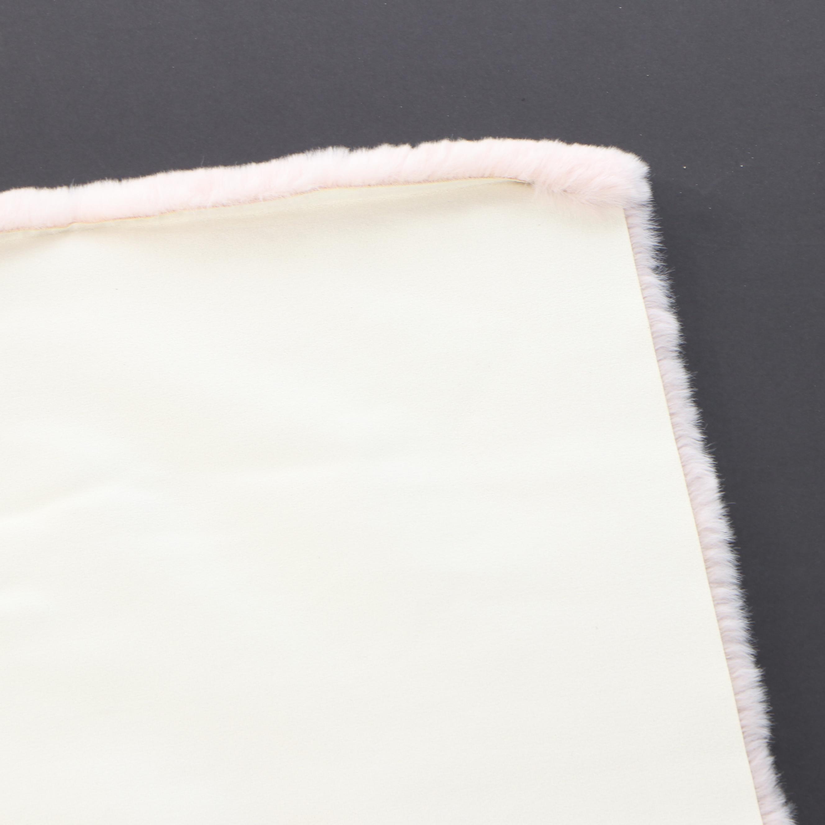 3'1 x 5' Machine Made Pottery Barn Teen Bunny Accent Rug