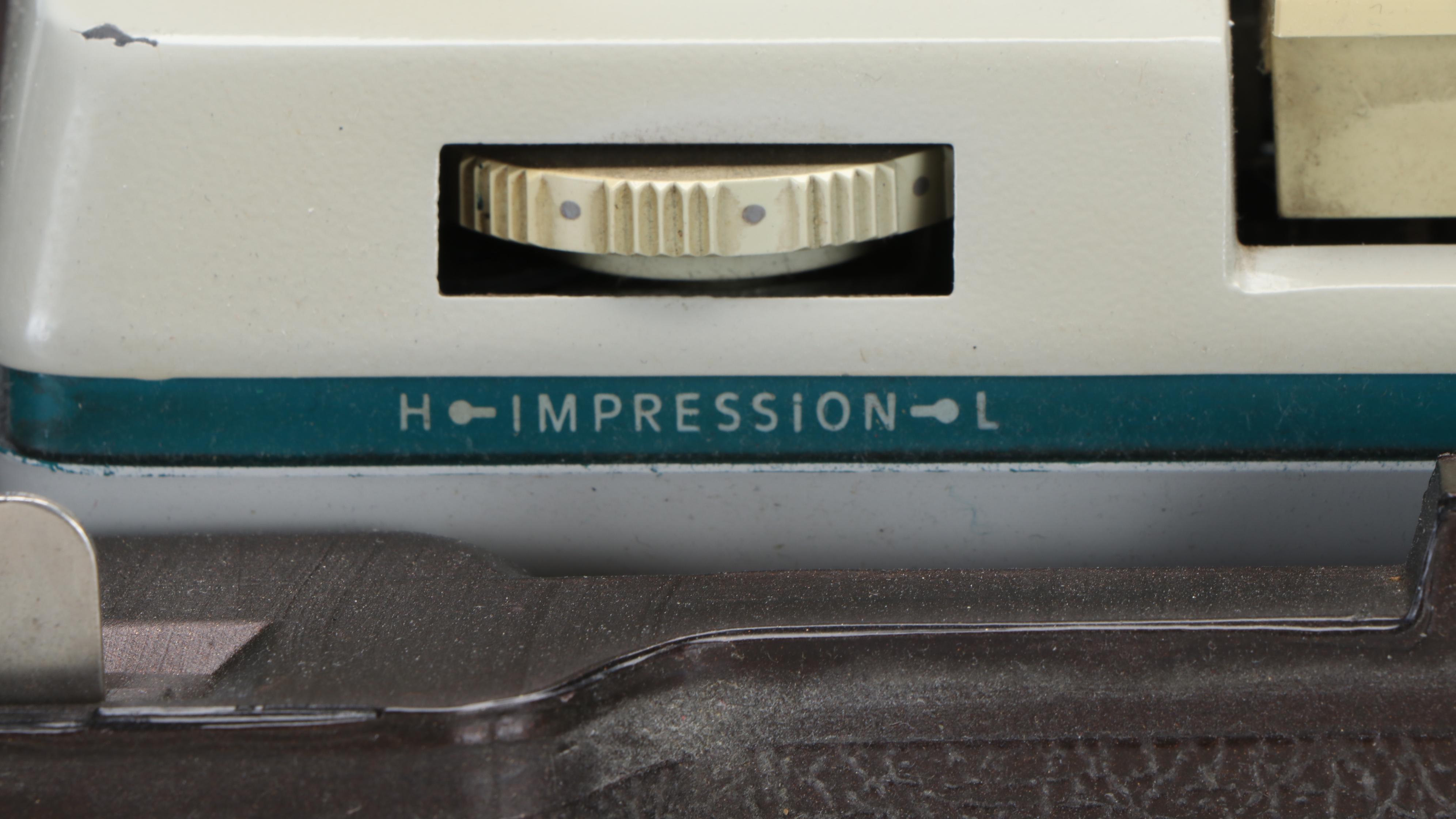 Smith Corona CoronaMatic 2200 Portable Electric Typewriter