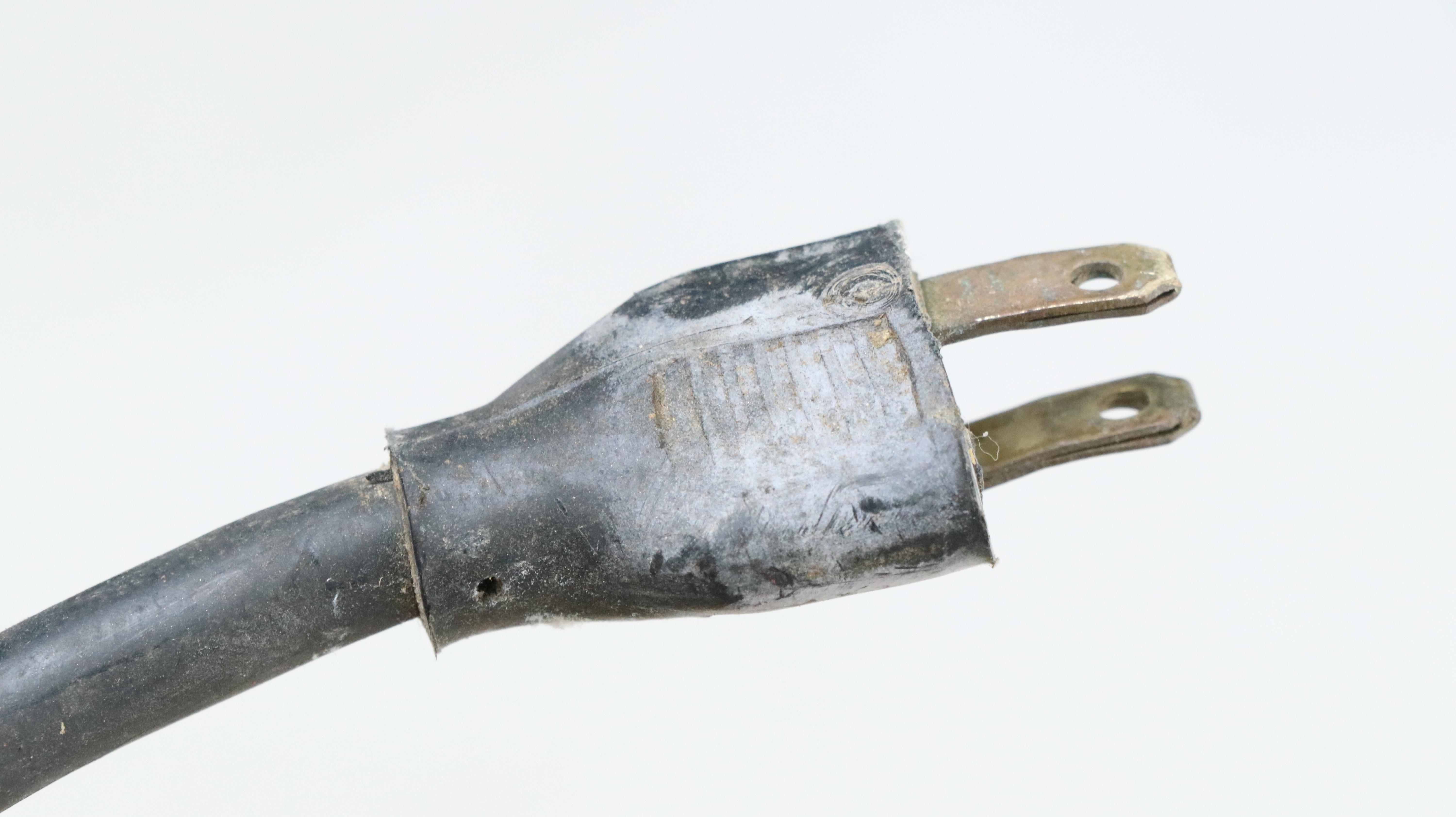 Central Machinery 12-Speed Heavy Duty Bench Top Drill Press, 1978