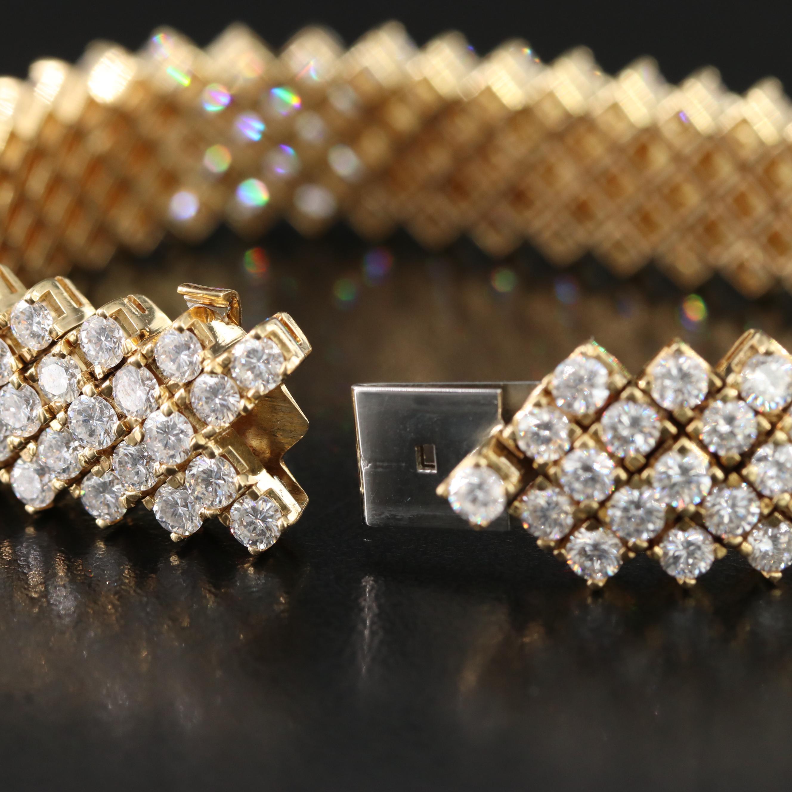 18K 20.00 CTW Diamond Bracelet