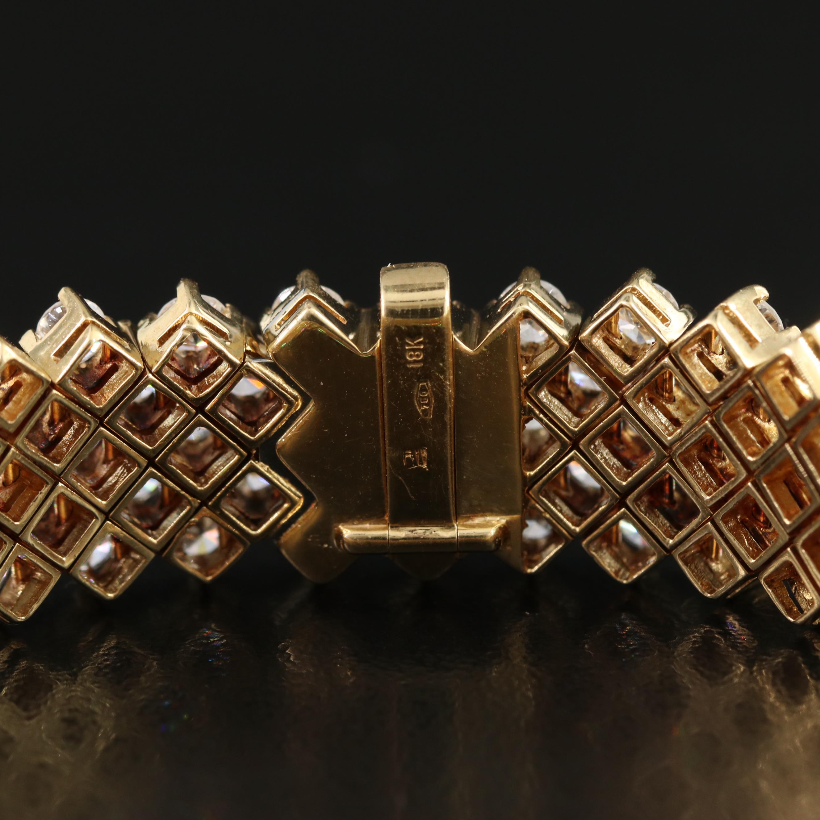 18K 20.00 CTW Diamond Bracelet