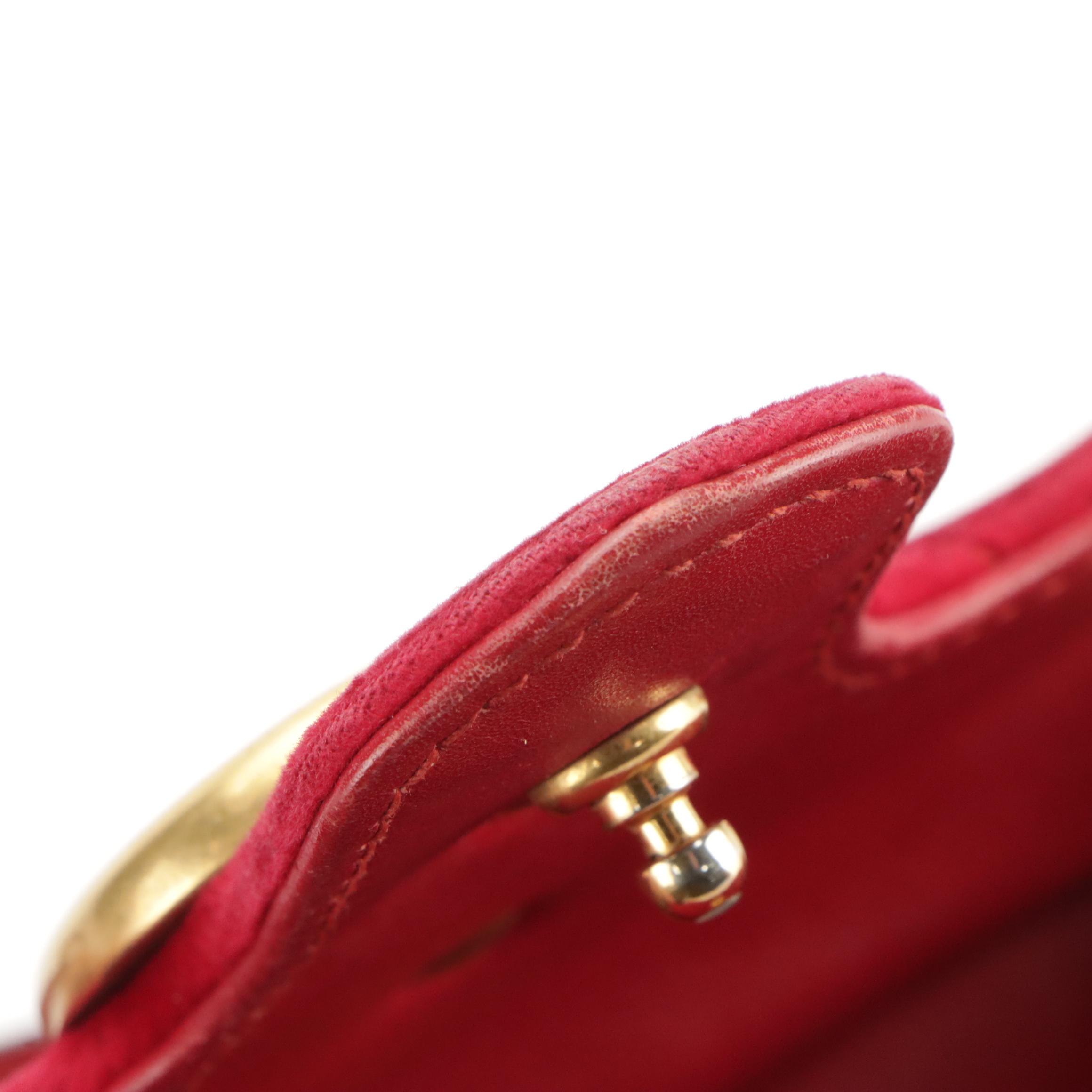 Gucci GG Marmont Flap Crossbody Chain Bag in Matelassé Chevron Red Velvet