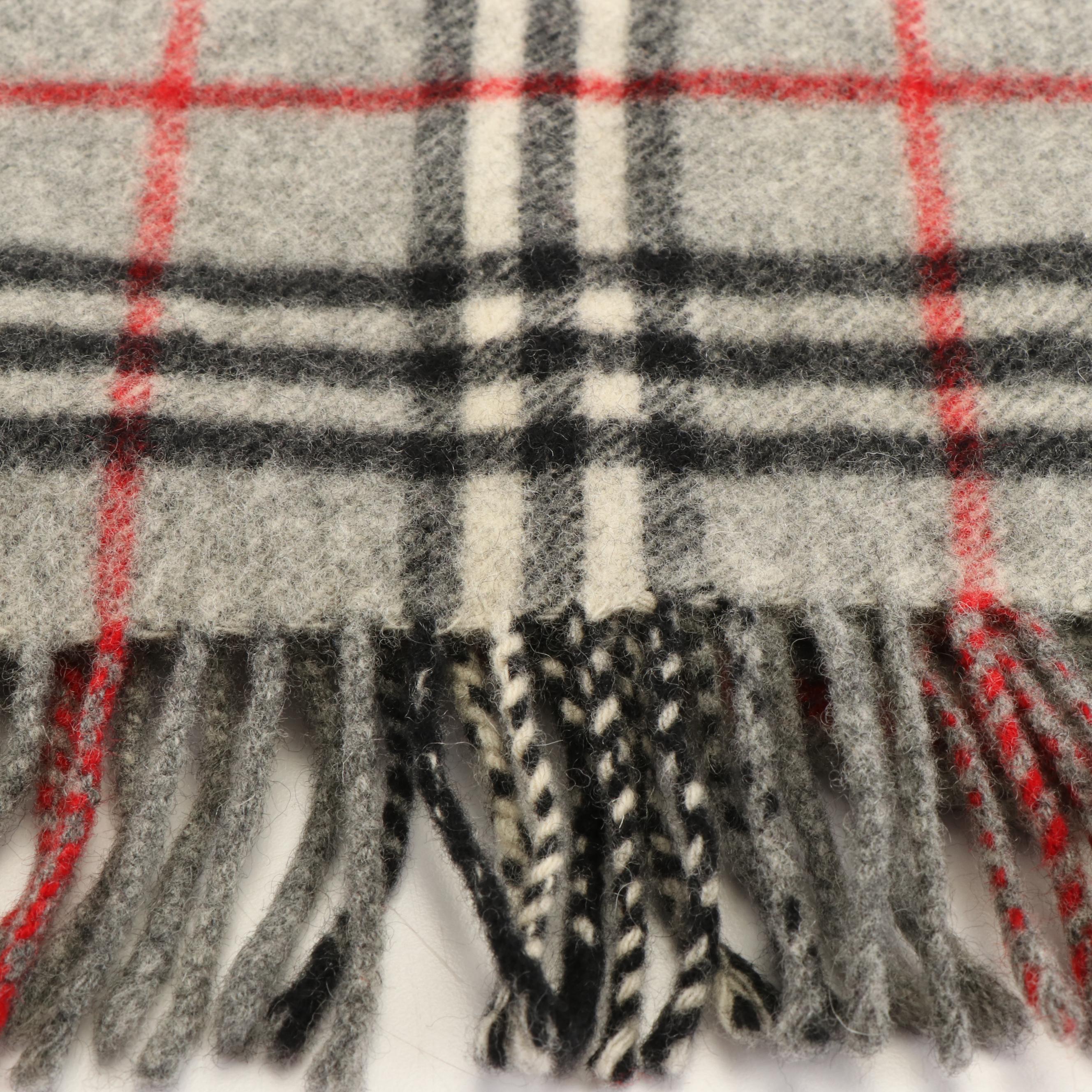 Burberrys of London Fringed Gray House Check Lambswool Scarf