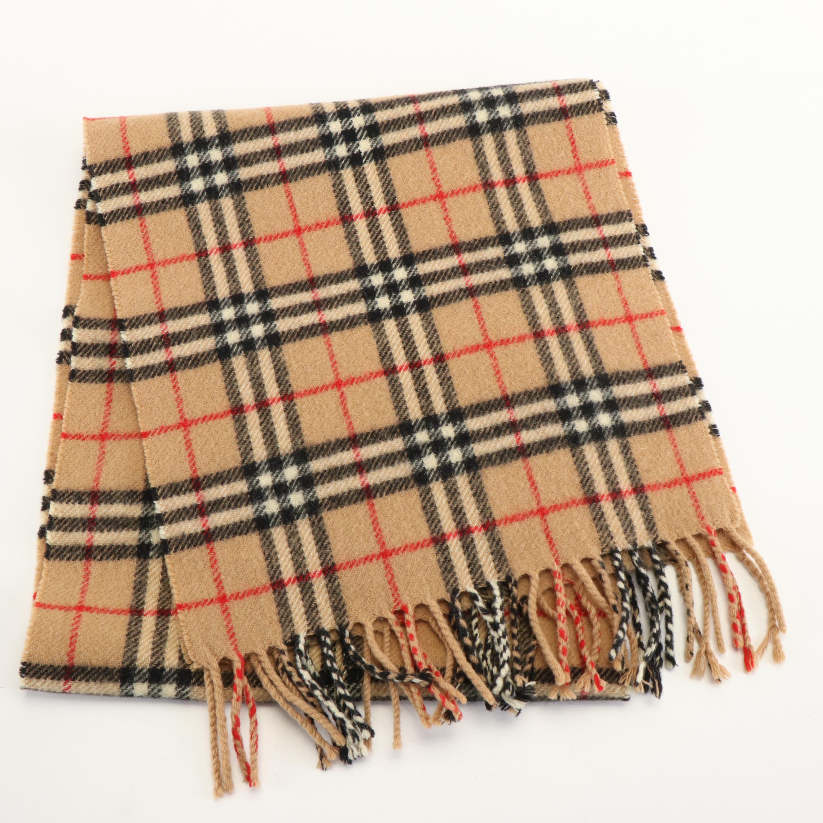 Burberrys of London Fringed House Check Scarf