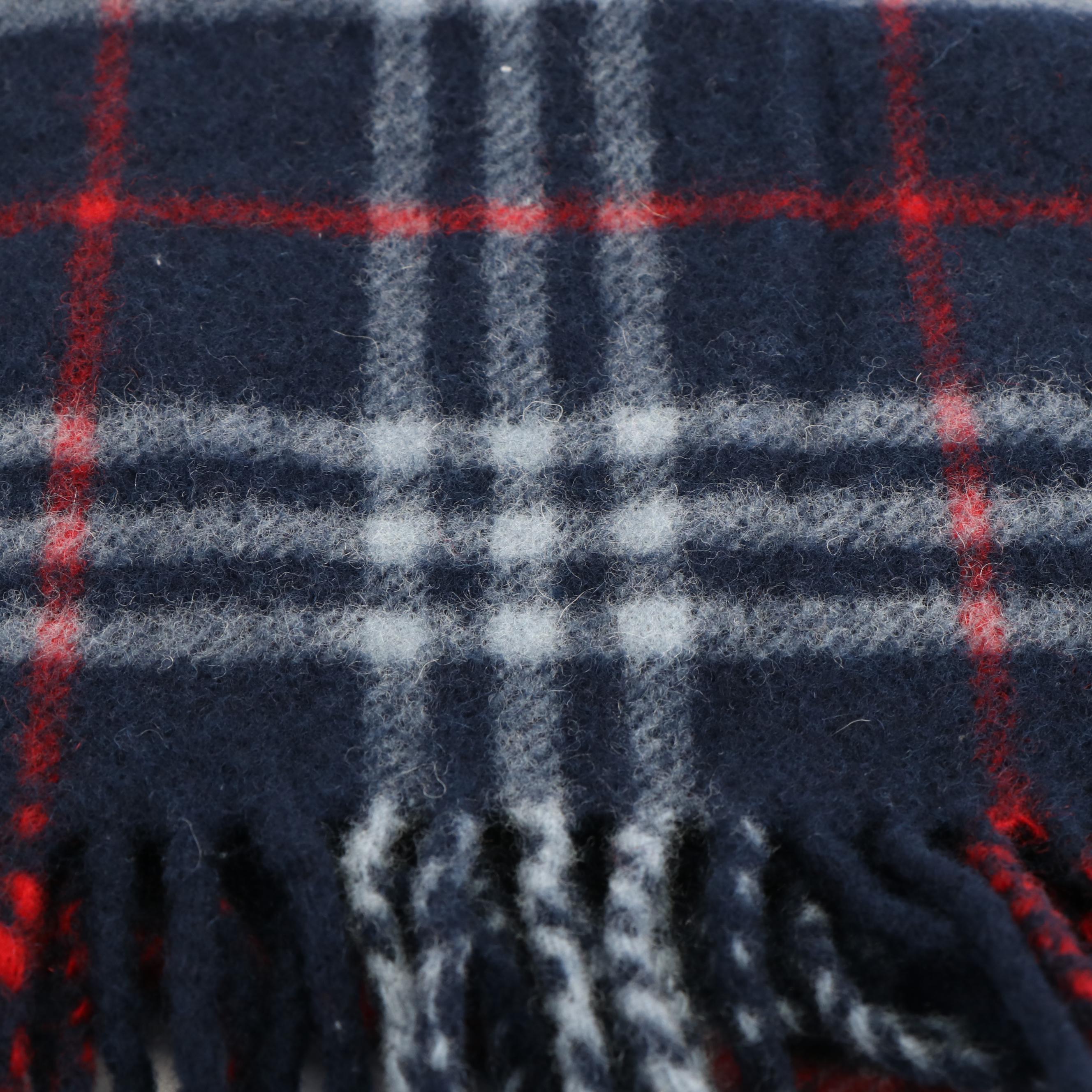 Burberrys of London Fringed Navy House Check Lambswool Scarf