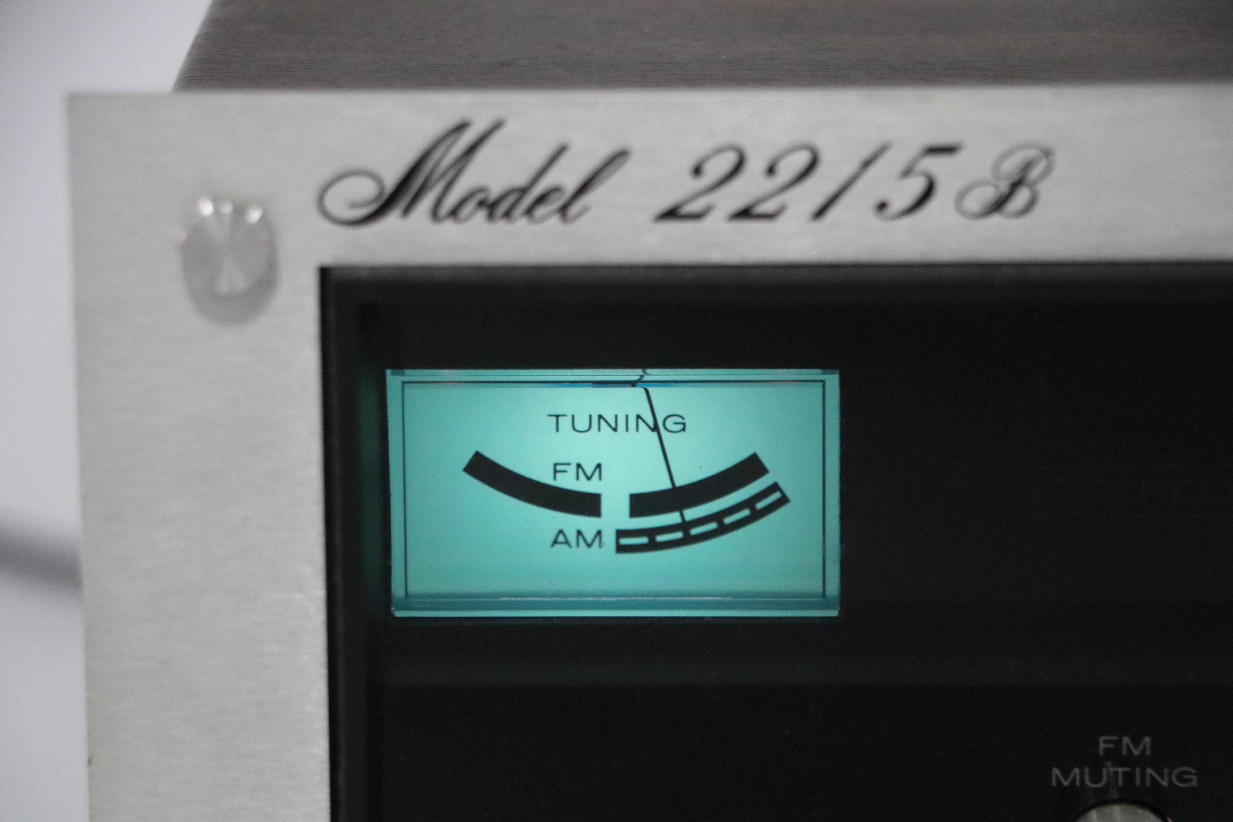 Marantz Model 2215B Stereophonic Solid-State Receiver, 1970s