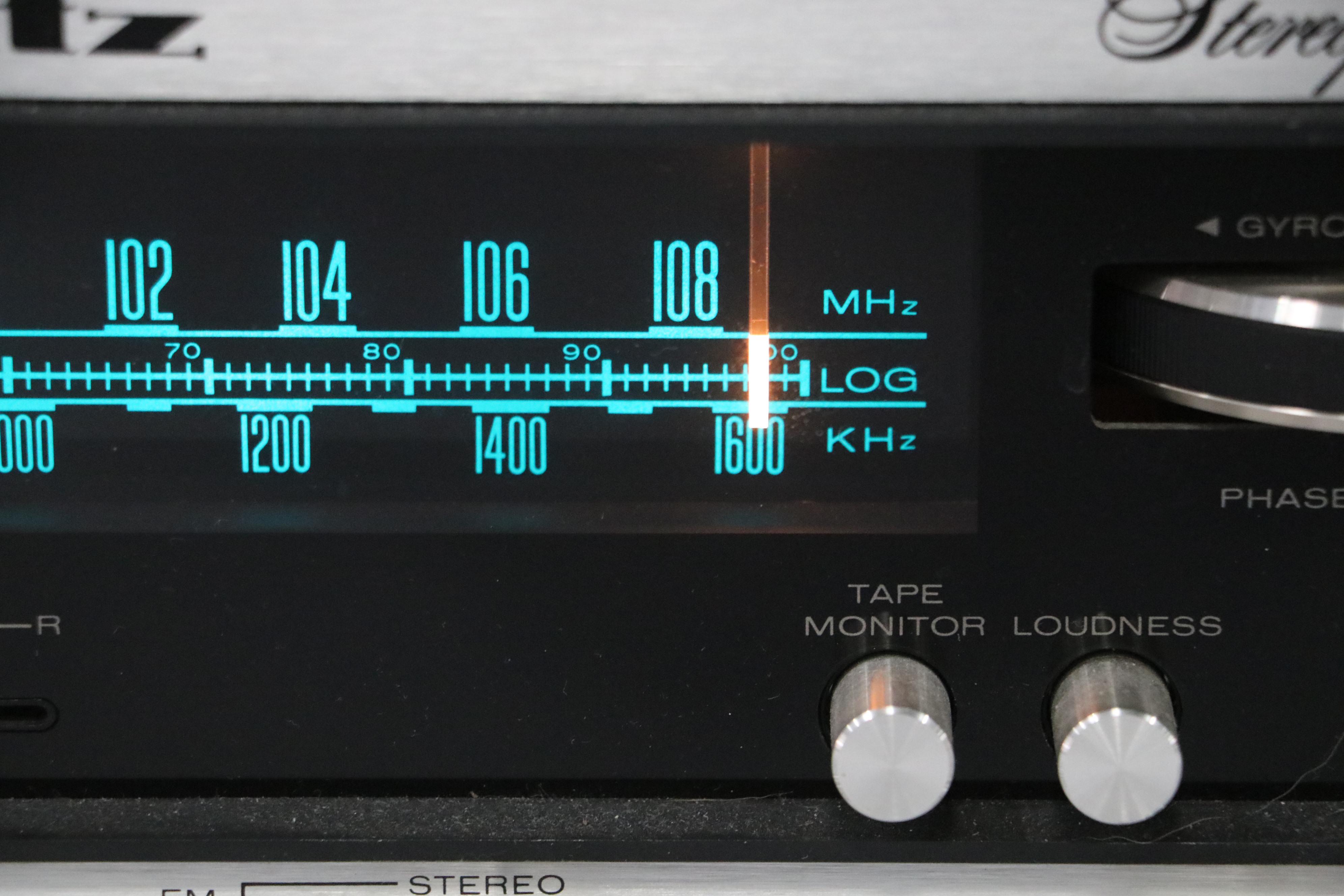 Marantz Model 2215B Stereophonic Solid-State Receiver, 1970s