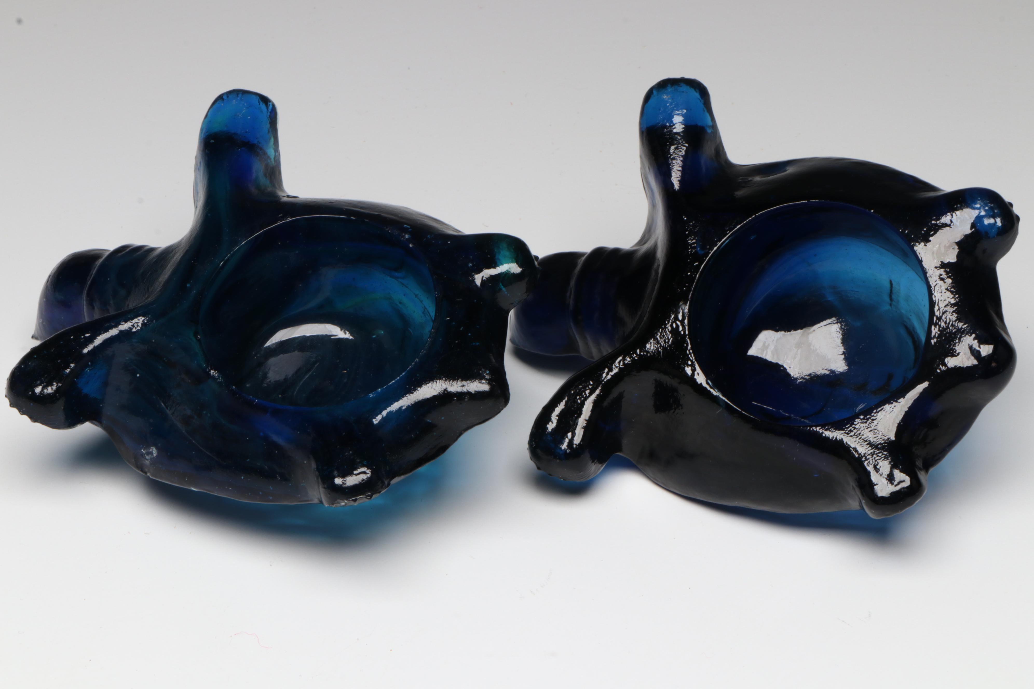 Commemorative Glass 1975 Rose Bowl Plate with Glass Turtle Figurines