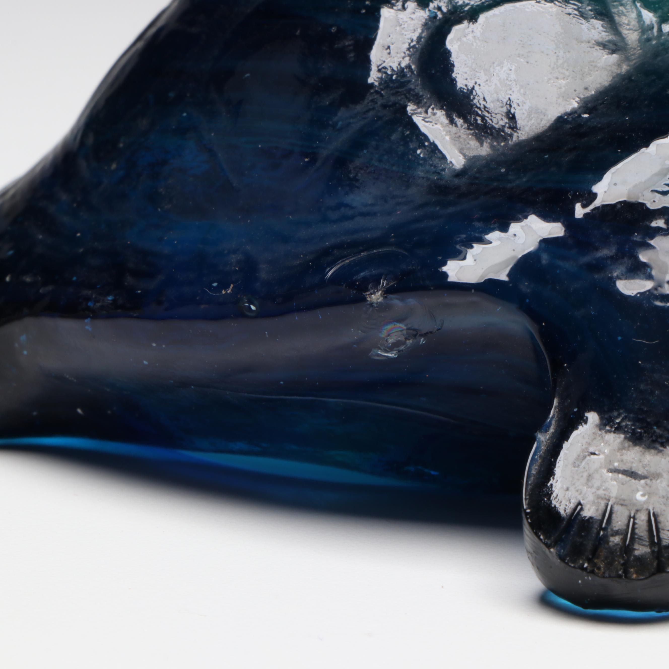 Commemorative Glass 1975 Rose Bowl Plate with Glass Turtle Figurines