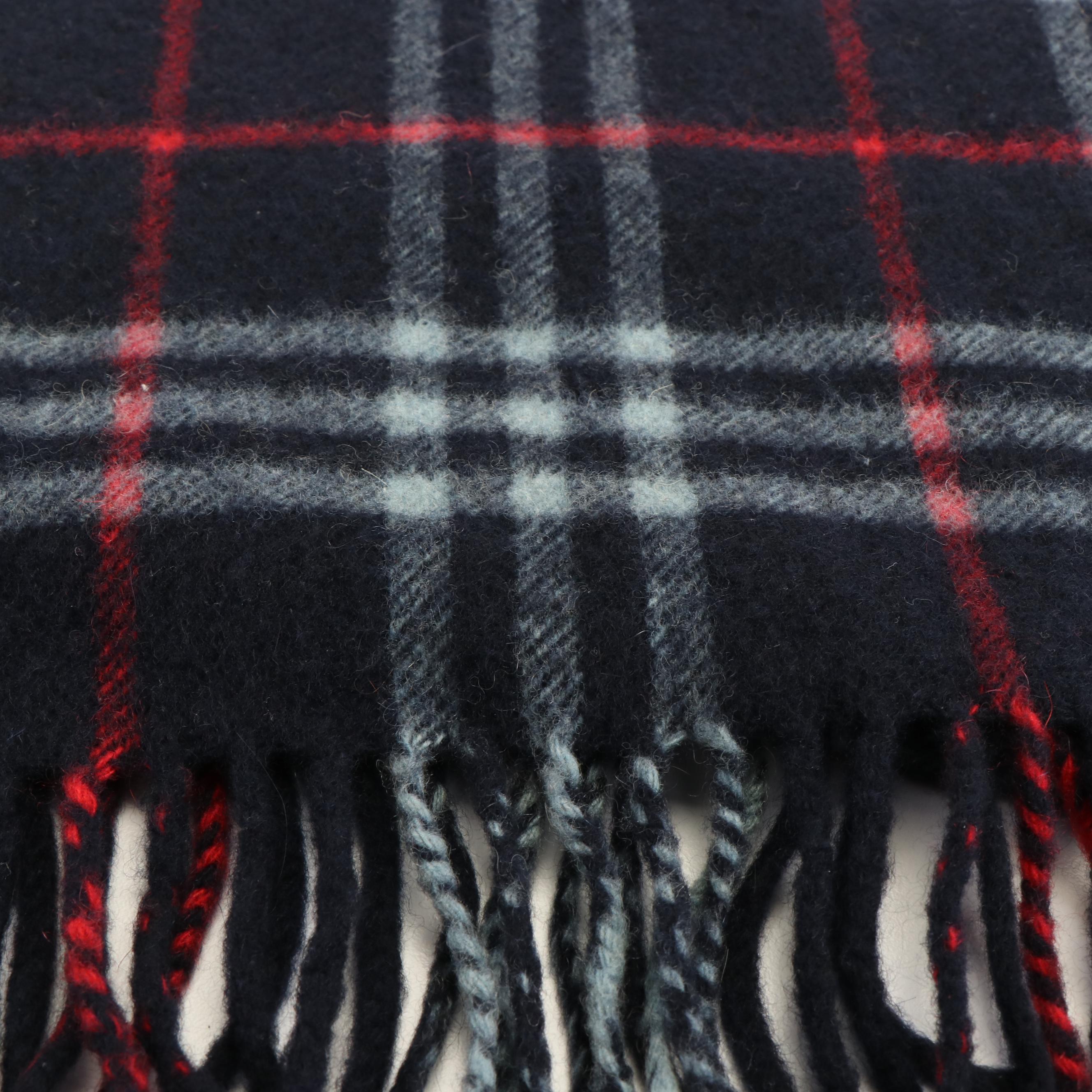 Burberrys of London Fringed Navy House Check Scarf in Cashmere