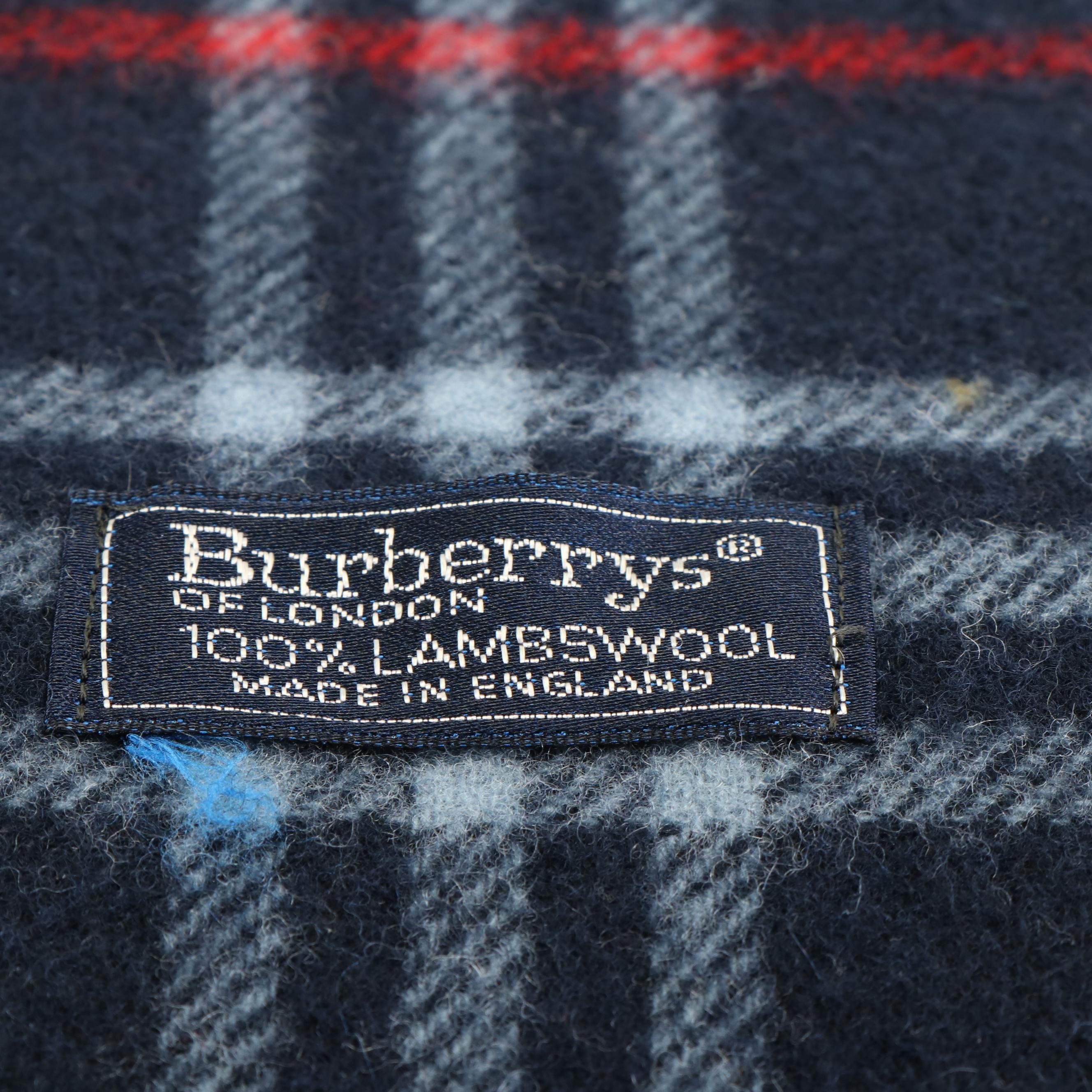 Burberrys of London Fringed Navy House Check Lambswool Scarf
