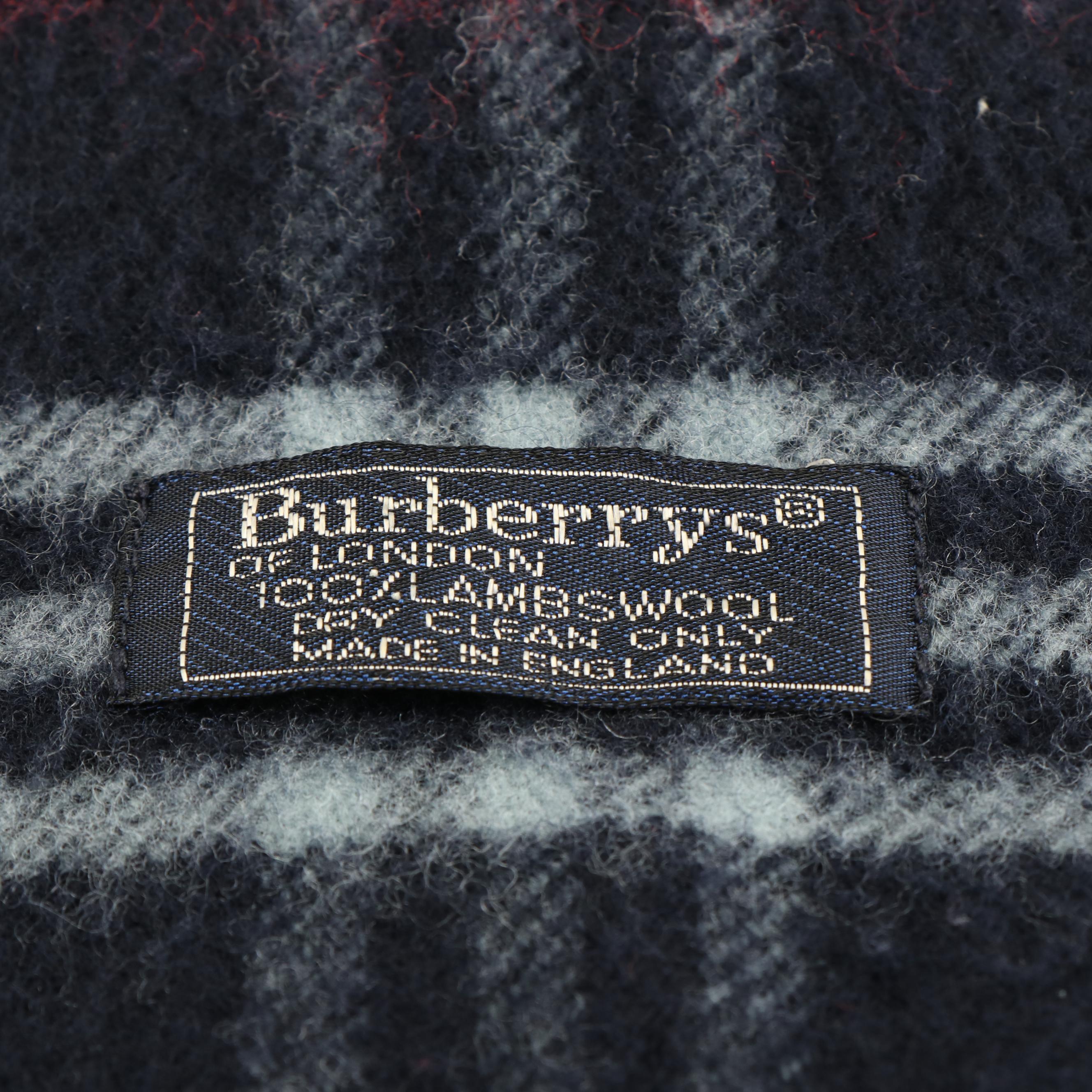 Burberrys of London Fringed Navy House Check Lambswool Scarf
