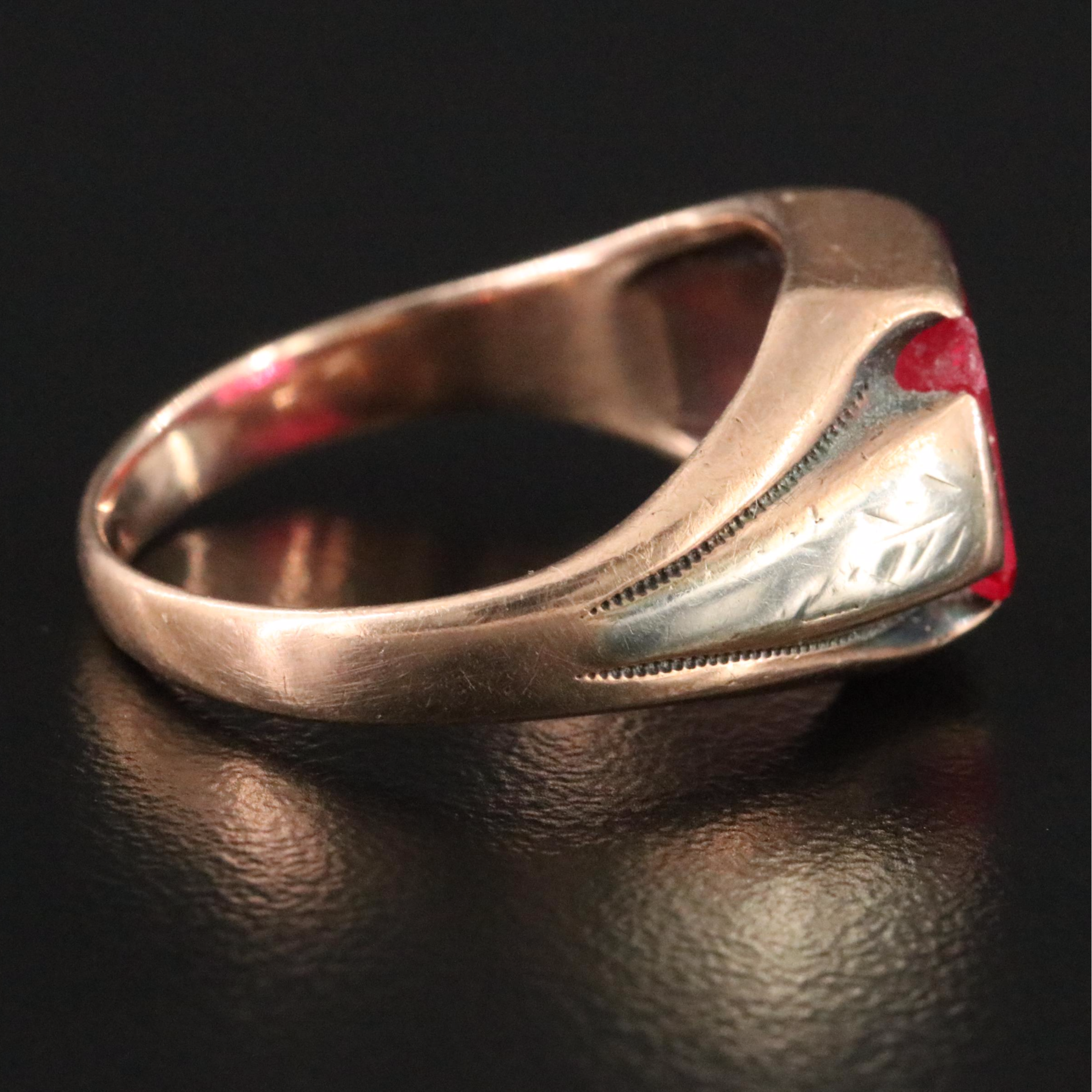 Masonic 10K Ruby Ring