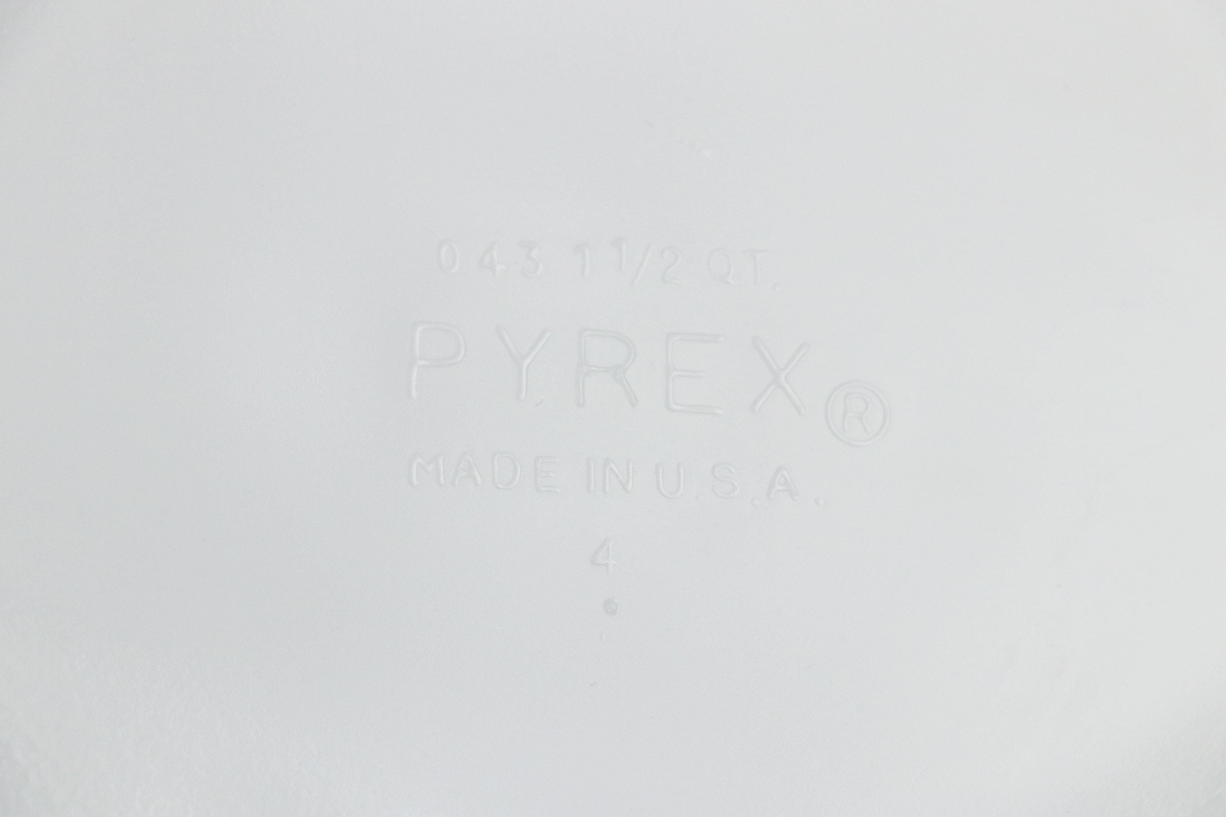 Pyrex "Butterprint" Cinderella Nesting Bowls and "Daisy" Oval Casserole Dish