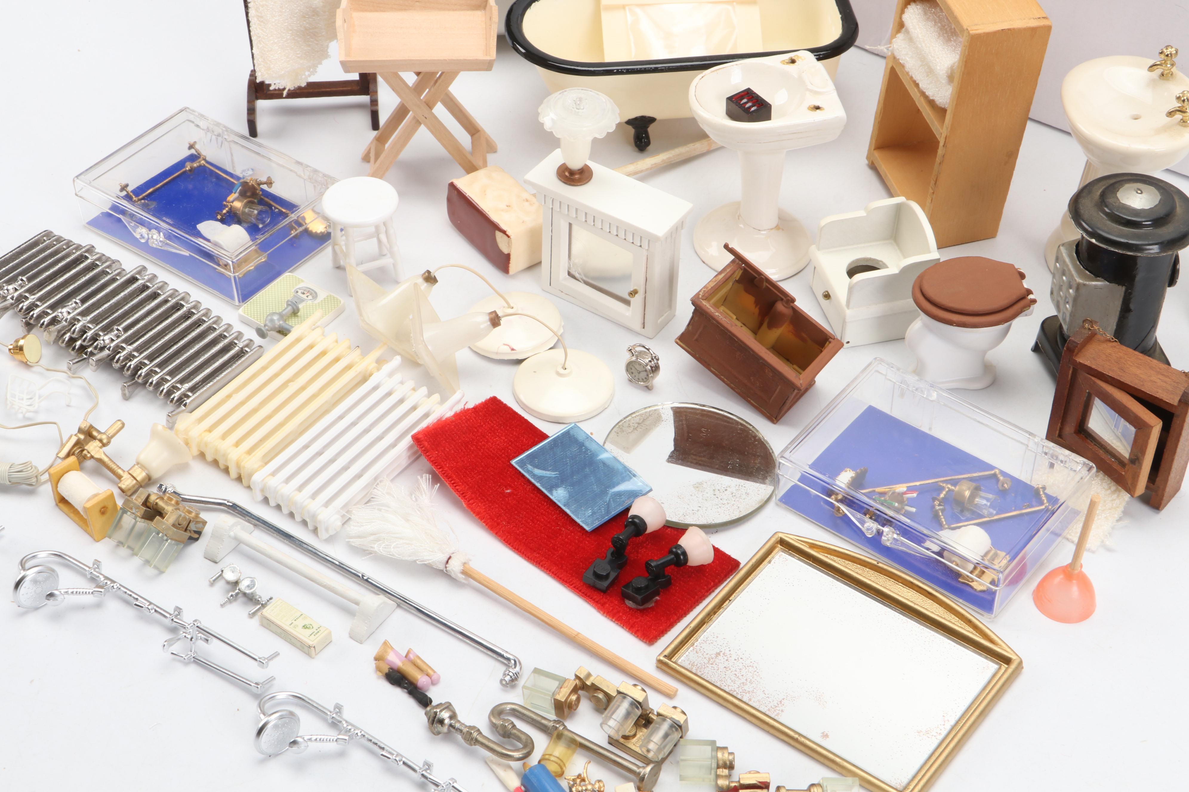 Plastic Miniature Bathroom with More Dollhouse Bathroom Fixtures and Décor