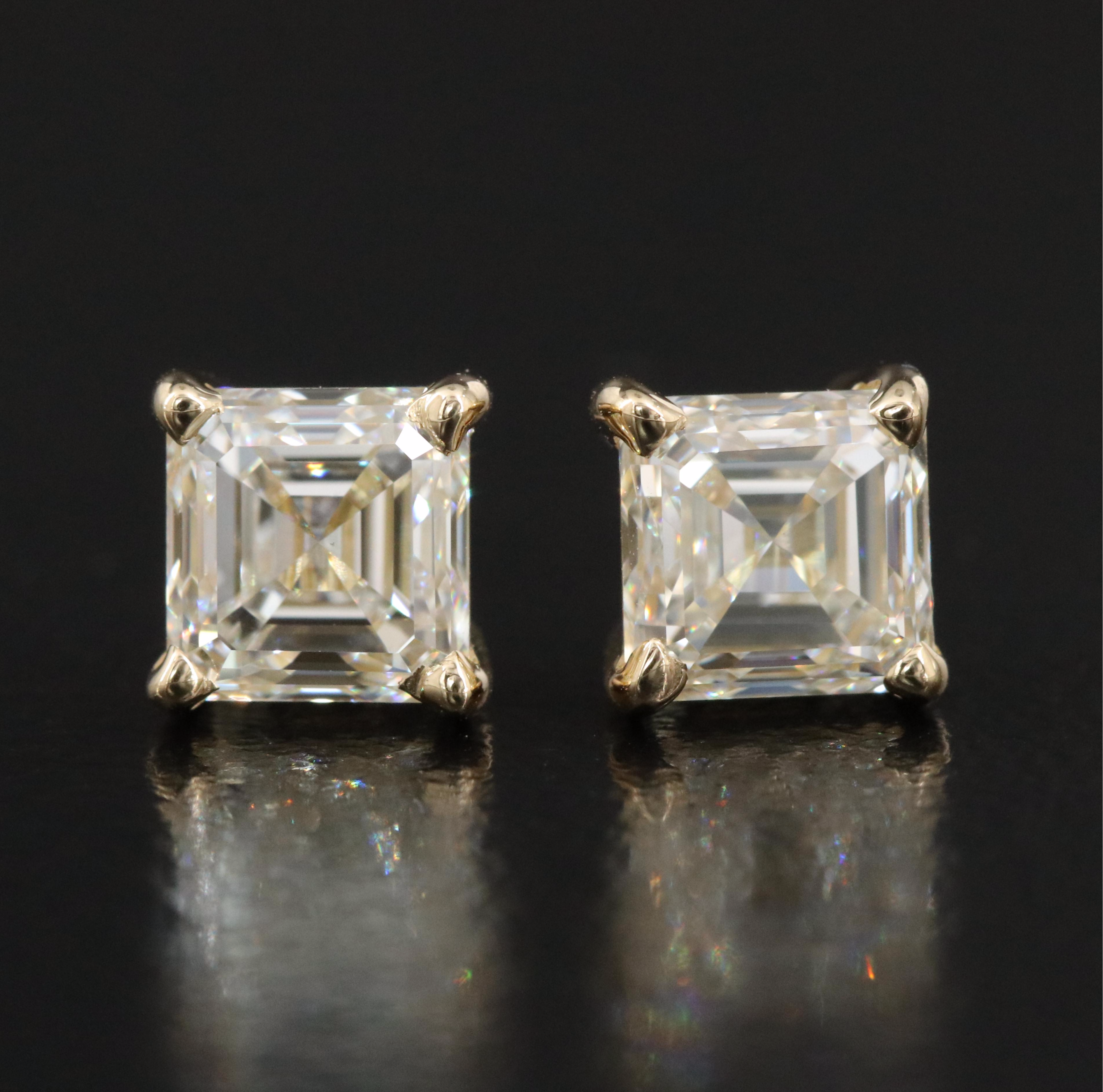 18K 2.01 CTW Diamond Stud Earrings with GIA Reports