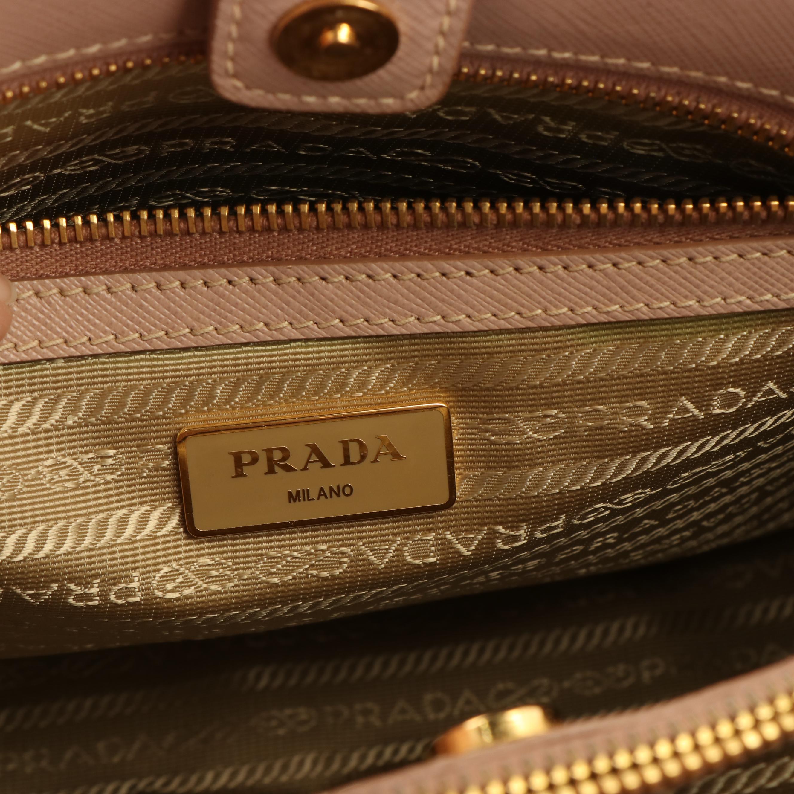Prada Medium Galleria Tote Bag in Saffiano Lux Leather