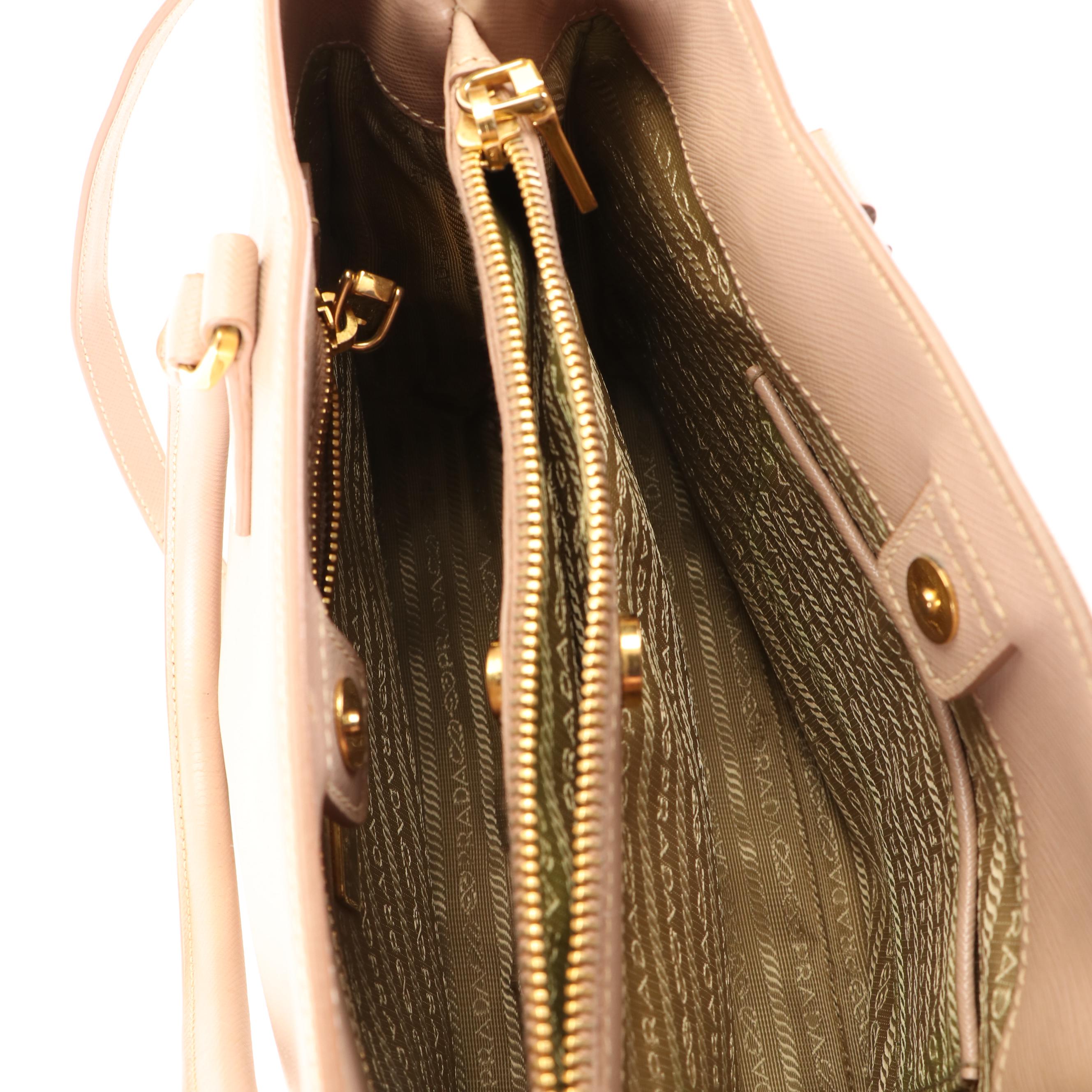 Prada Medium Galleria Tote Bag in Saffiano Lux Leather