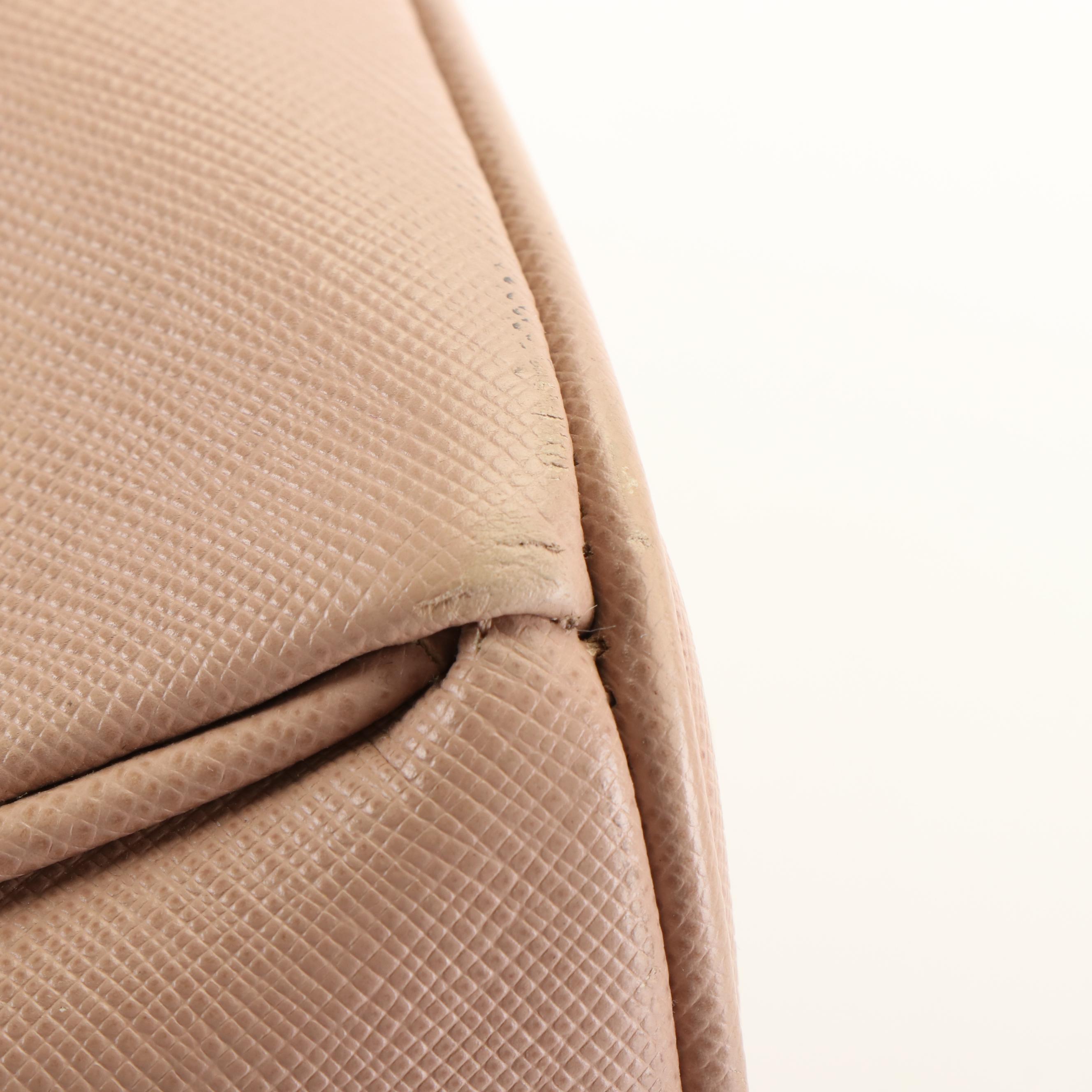 Prada Medium Galleria Tote Bag in Saffiano Lux Leather