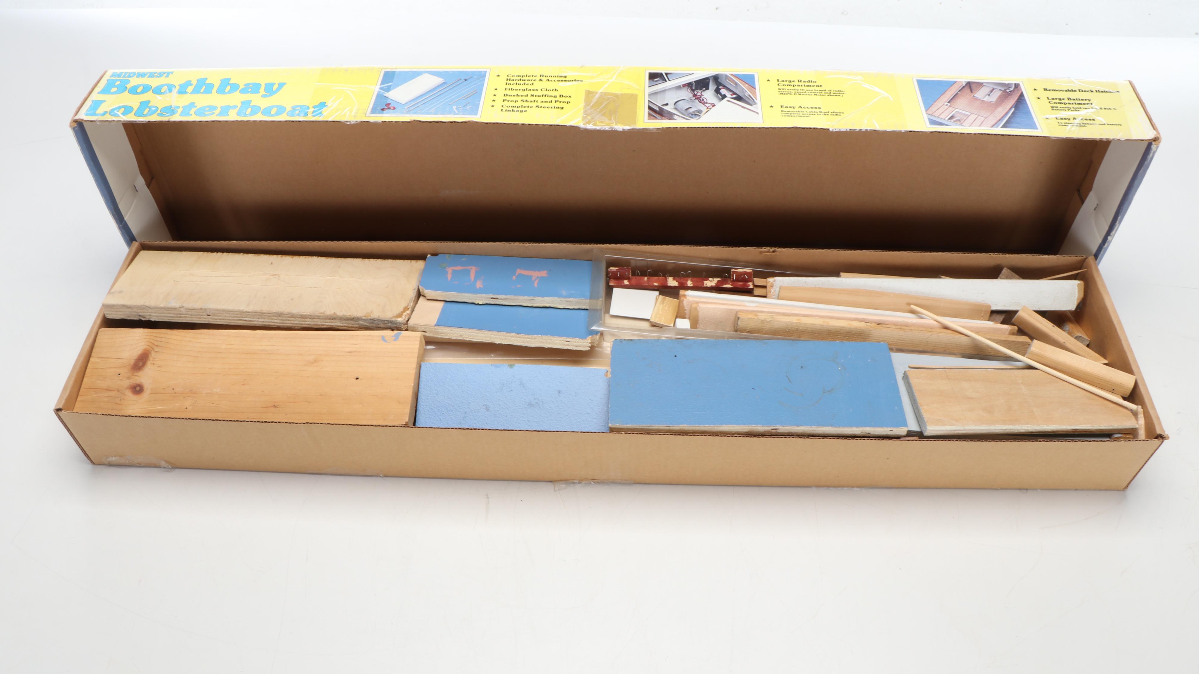 Midwest "Boothbay Lobsterboat" R/C Electric Powered Scale Model