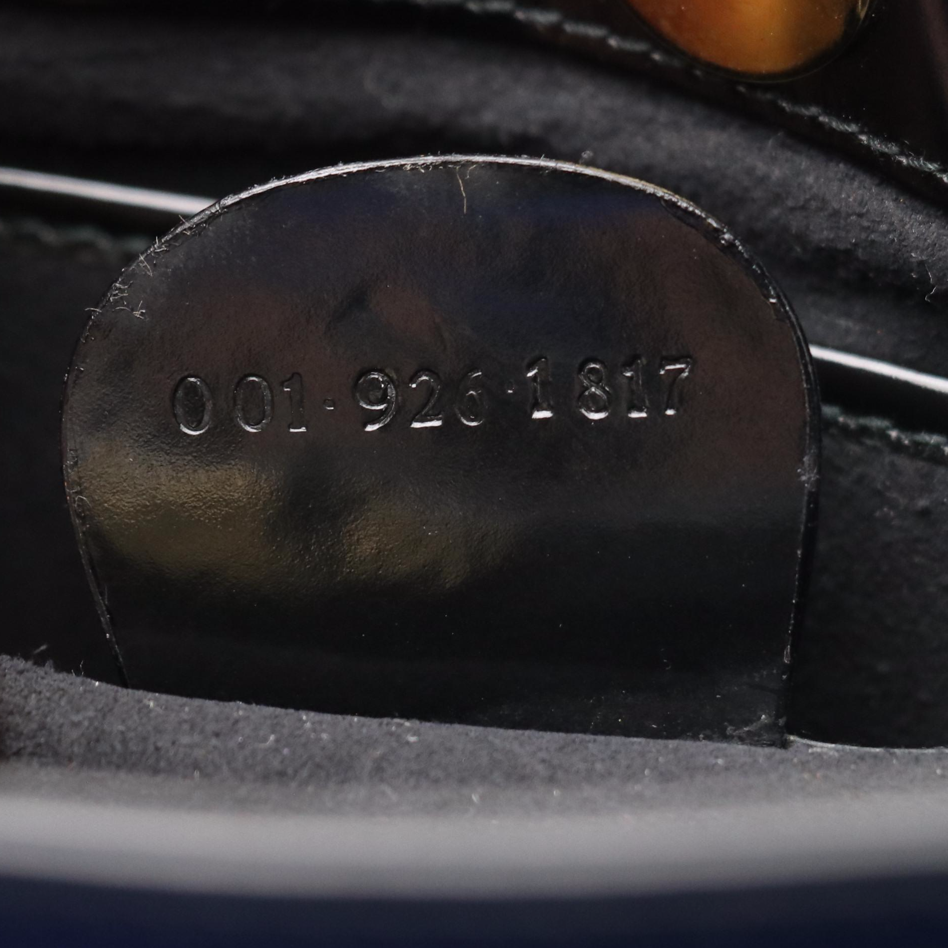 Gucci Slim Shoulder Bag in Glazed Leather