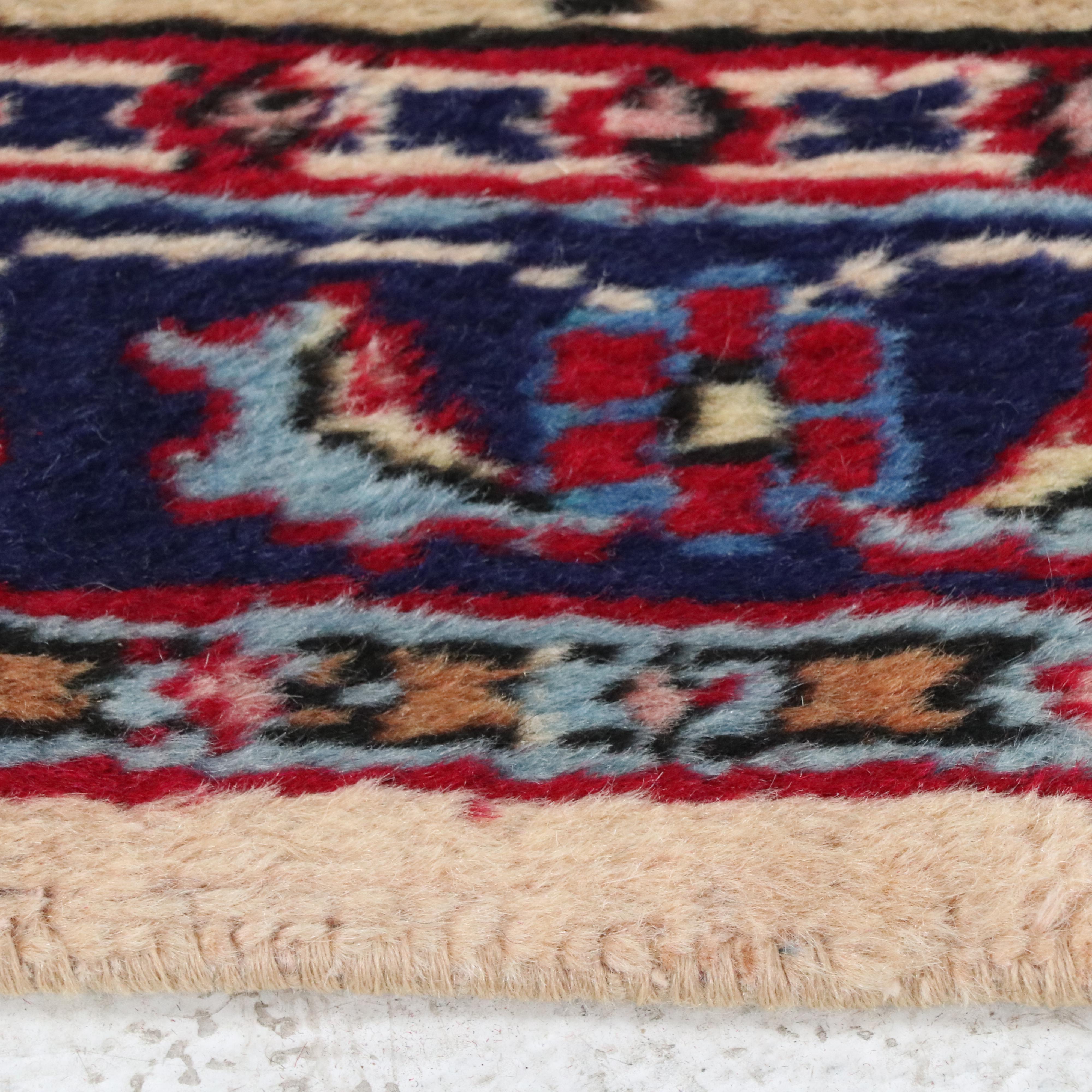 7'11 x 11'8 Hand-Knotted Persian Shahr-eKord Area Rug