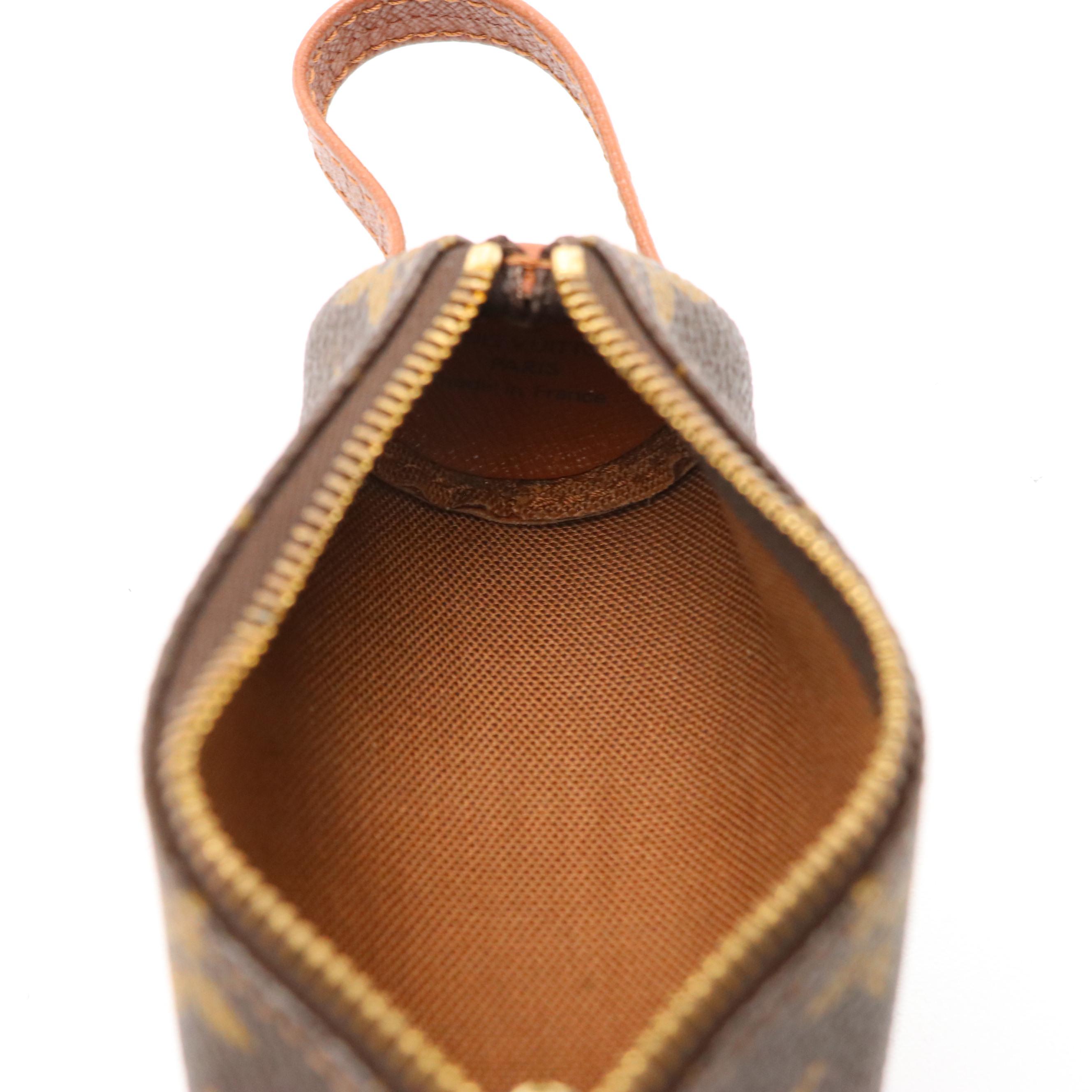 Louis Vuitton Etui Balles de Golf Ball Holder in Monogram Canvas