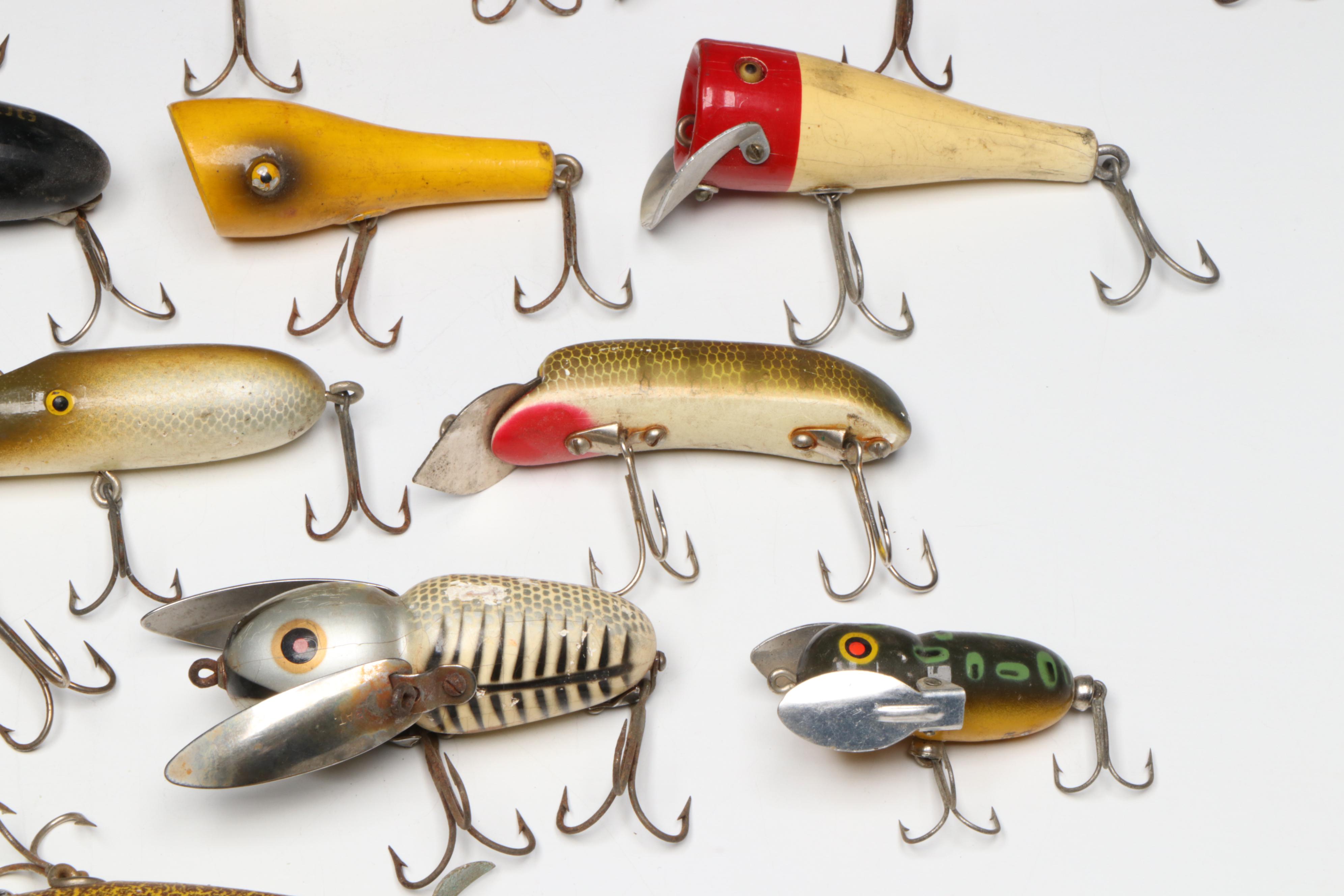 Vintage/Antique American Wood Fishing Lure Collection