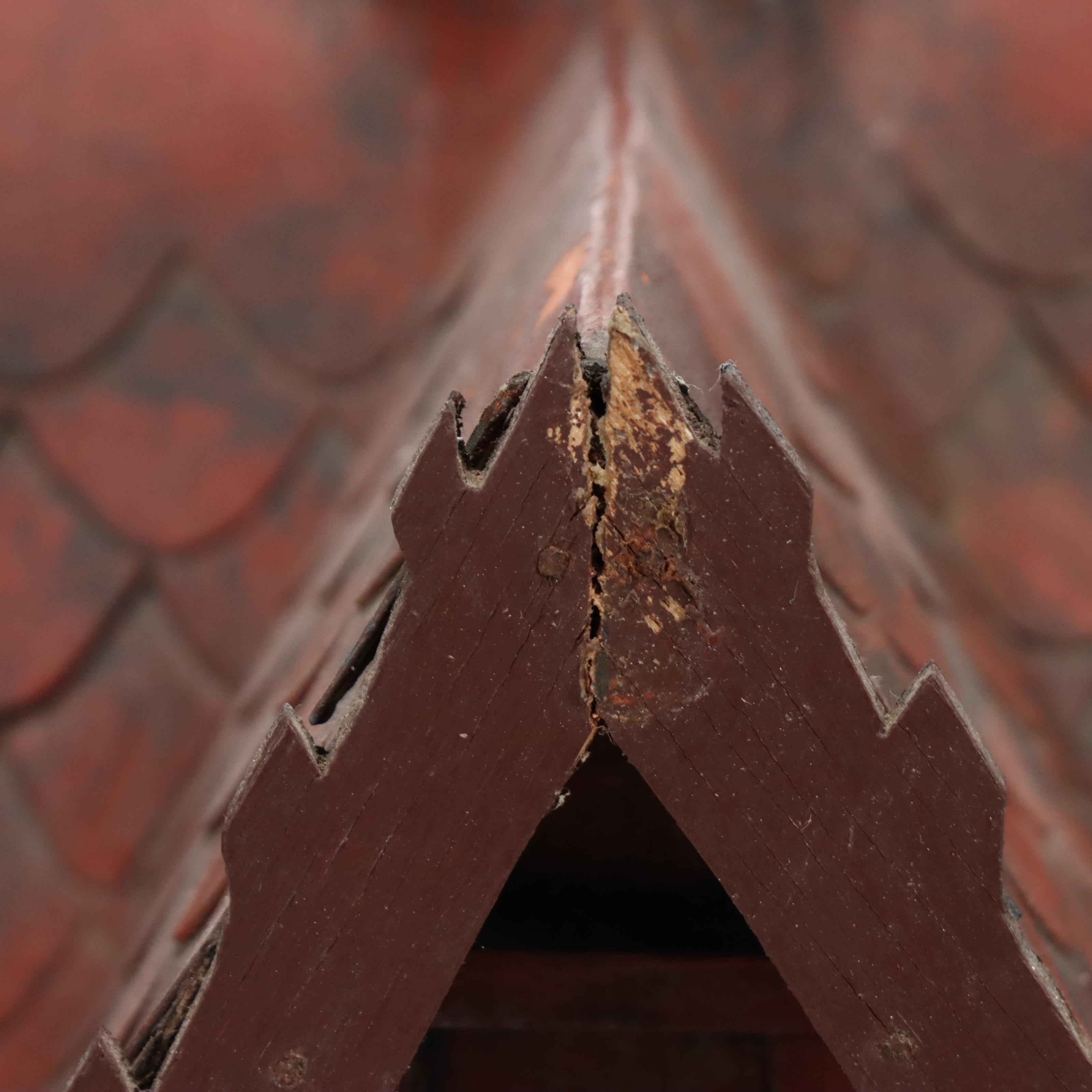 Thai San Phra Phum Spirit House