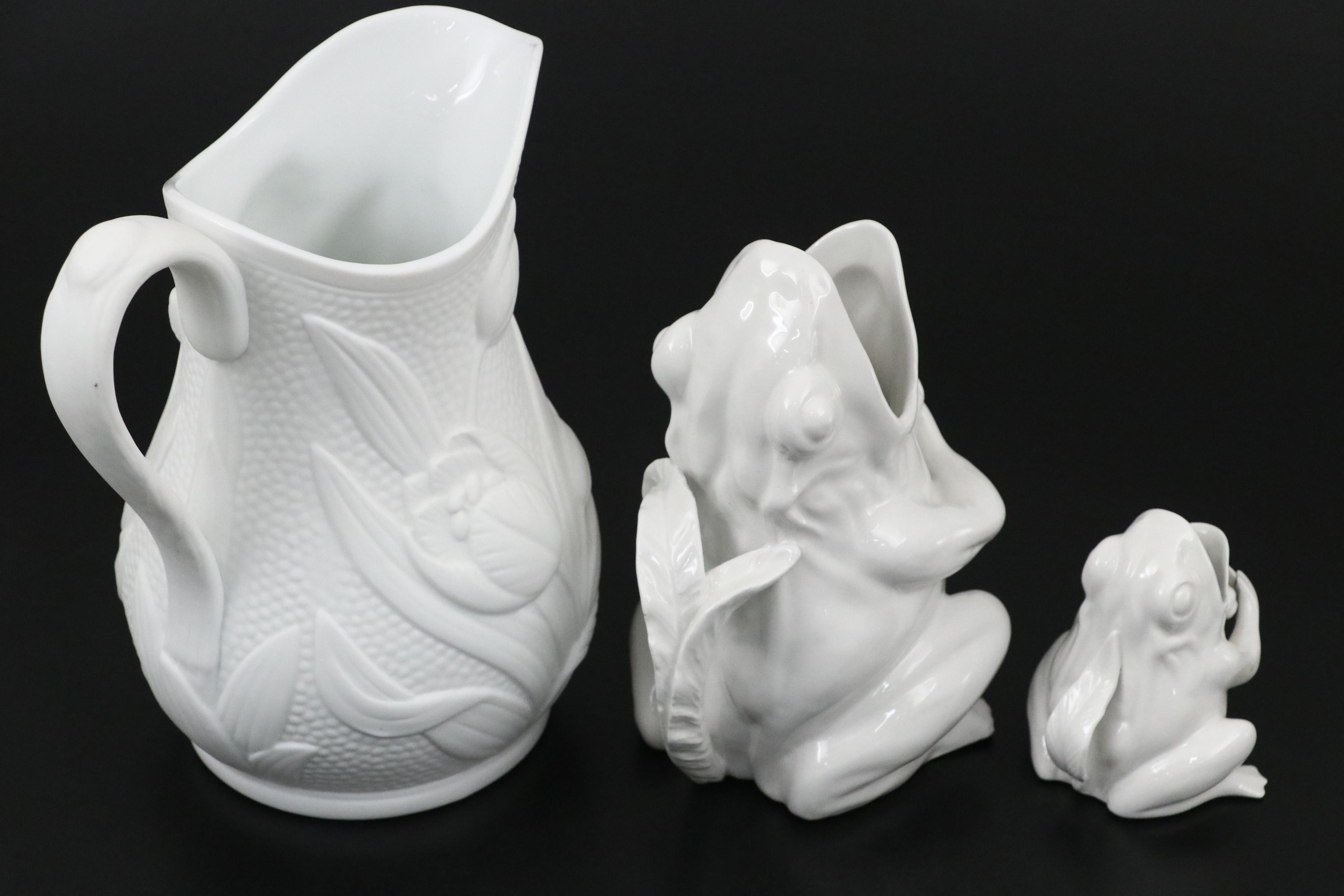 Tiffany & Co. Embossed Bisque Tulip Pitcher with Frog Pitcher and Lilypad Plates