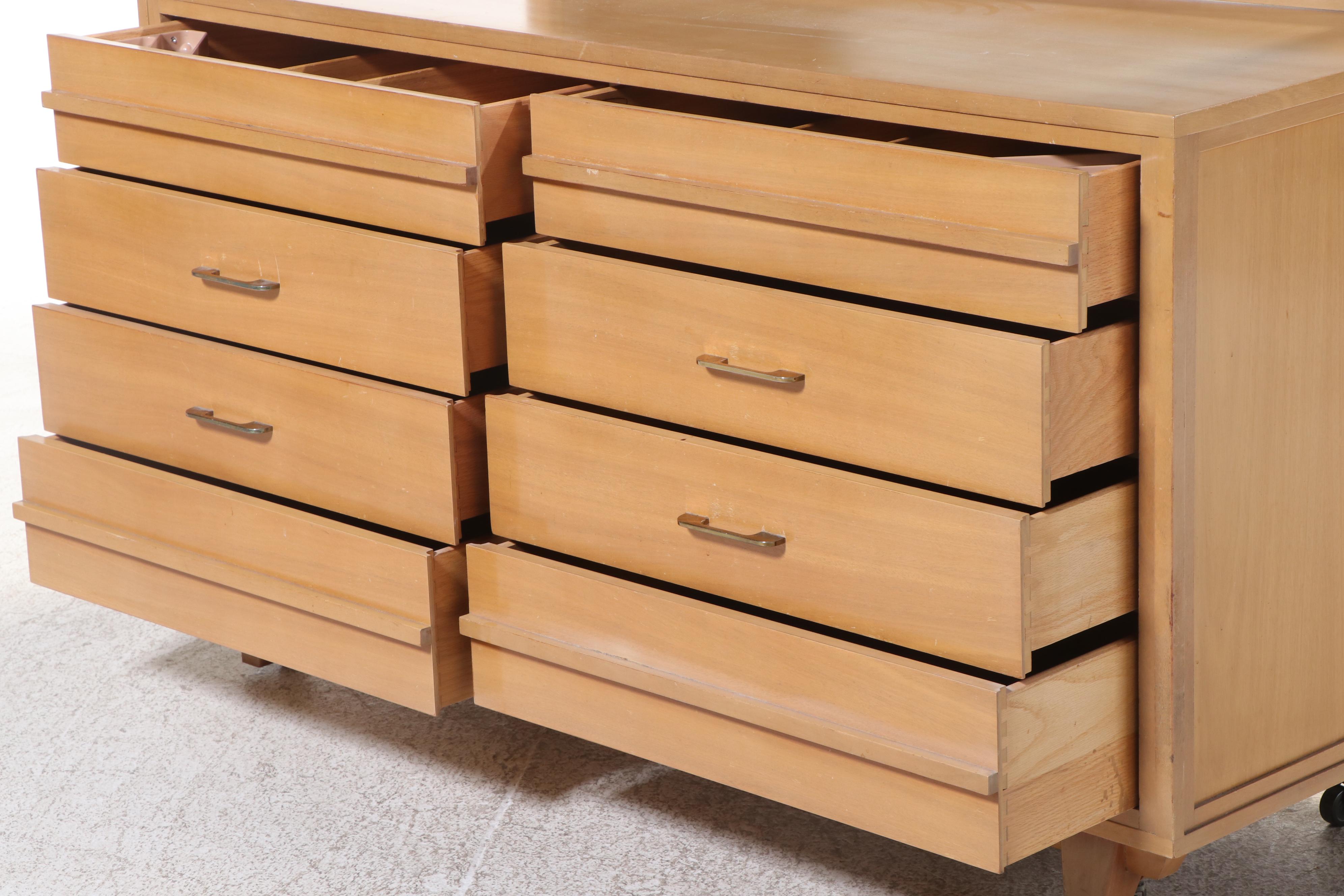 RWay Furniture Co. Mid Century Modern Bleached Mahogany Eight-Drawer Dresser