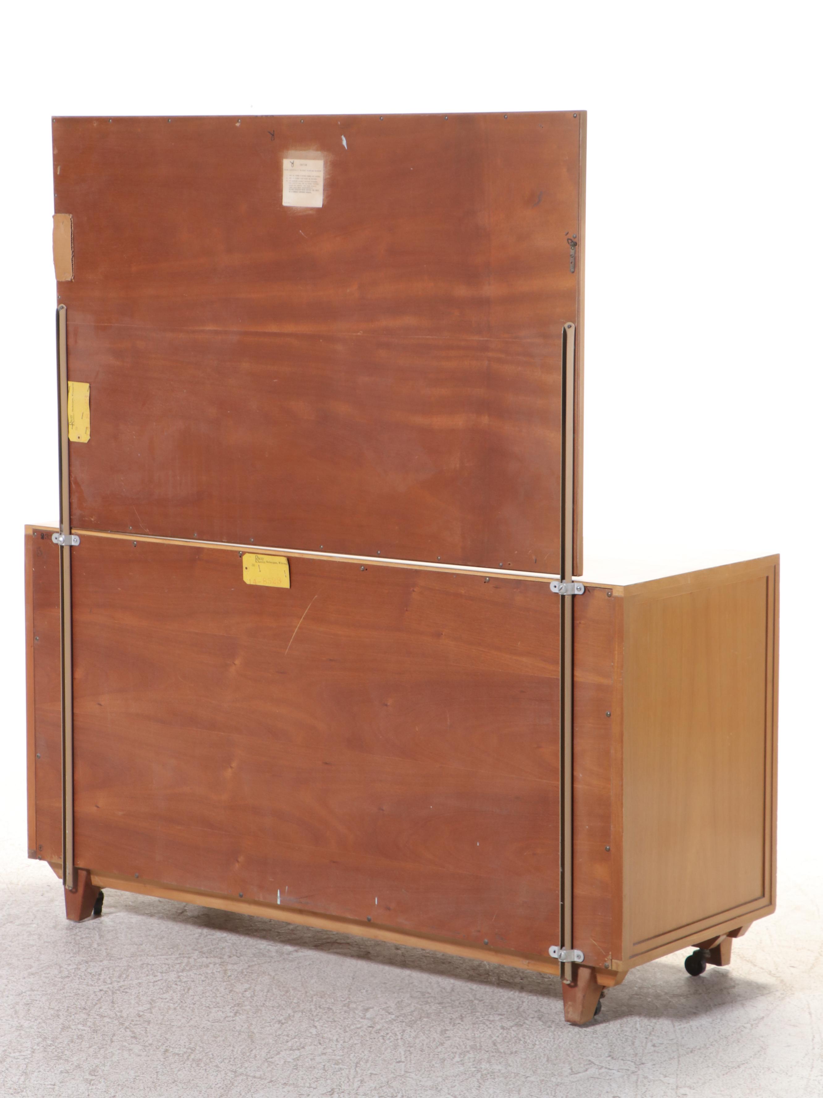 RWay Furniture Co. Mid Century Modern Bleached Mahogany Eight-Drawer Dresser