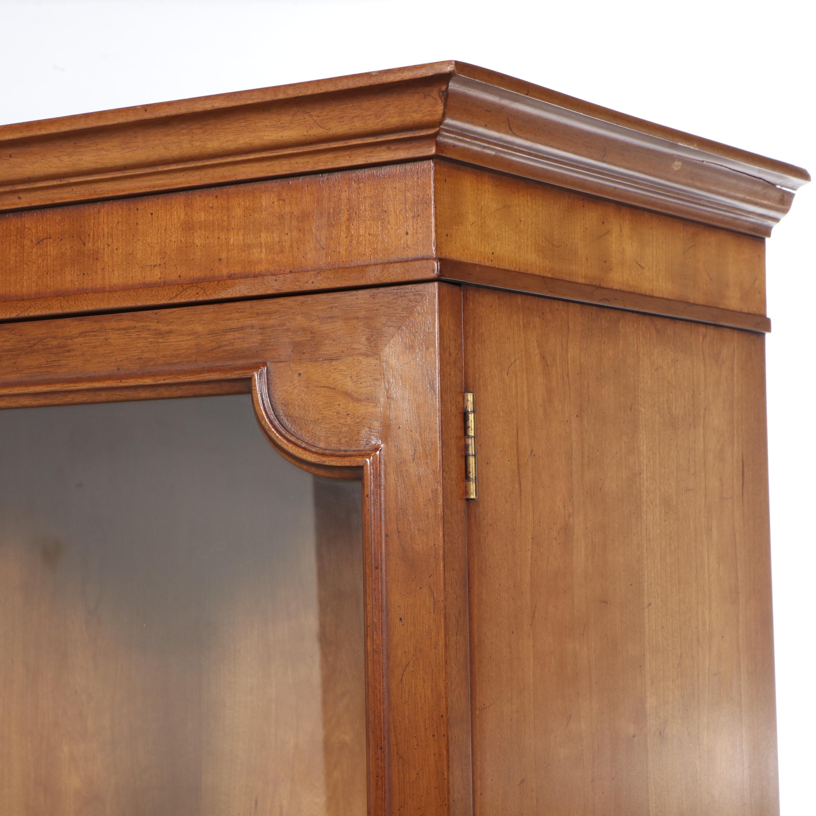 Georgian Style Wood and Glass China Cabinet, Late 20th Century