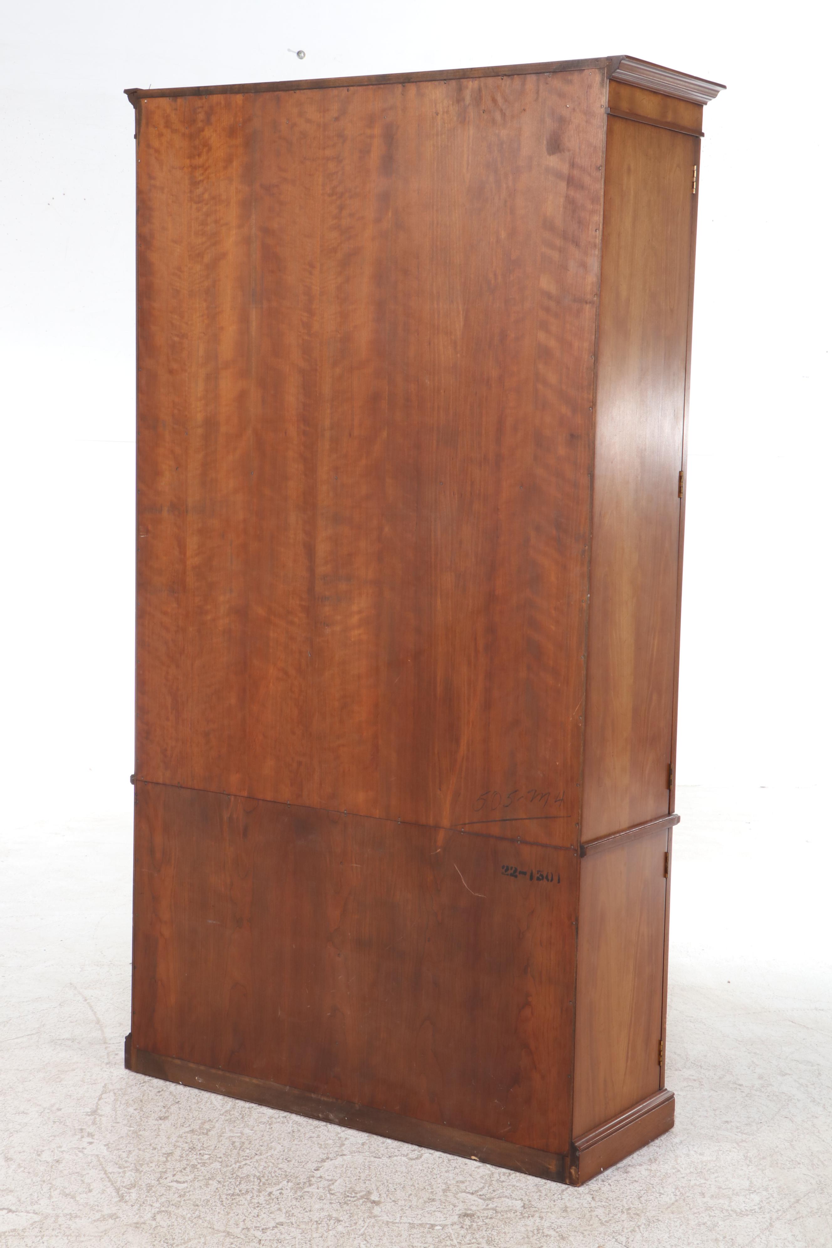 Georgian Style Wood and Glass China Cabinet, Late 20th Century