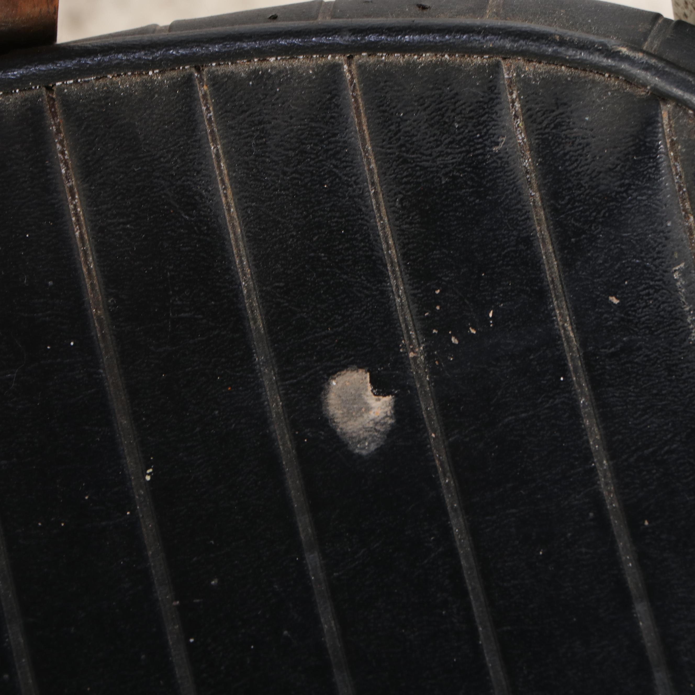 Chromcraft Mid Century Modern Dining Table and Six Chairs