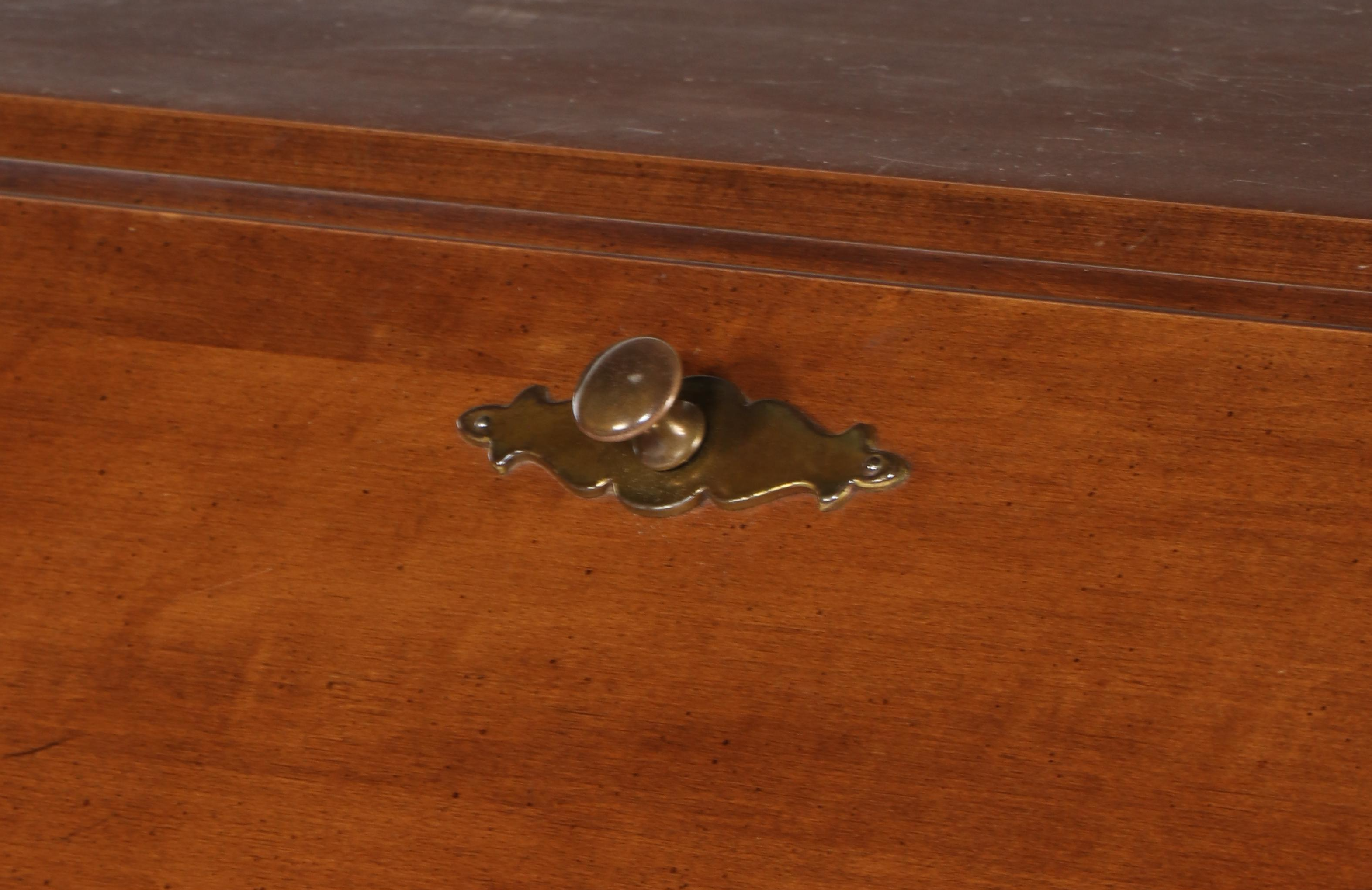 Thomasville Furniture Federal Style Secretary Desk, Mid to Late 20th Century