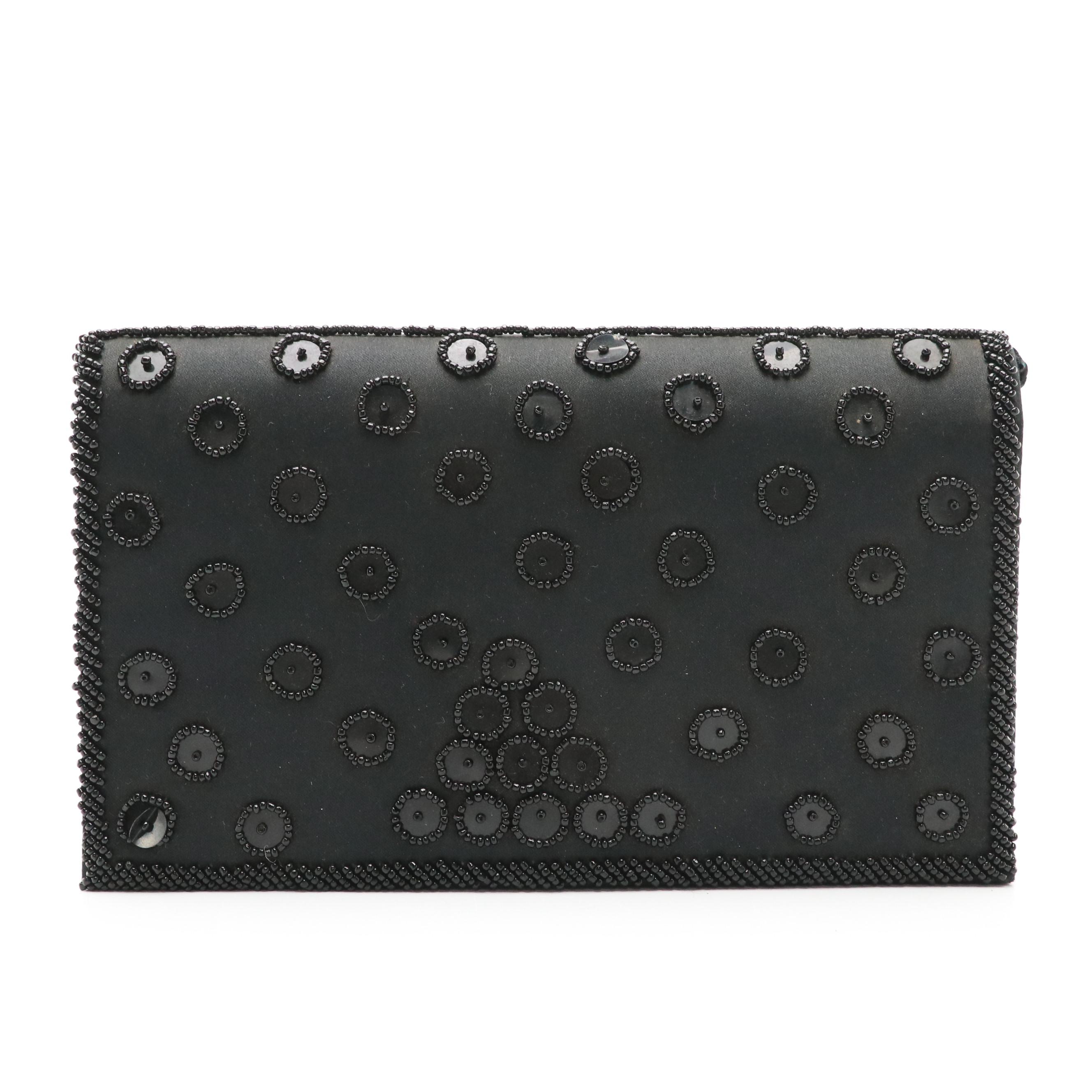 Vintage Oscar de la Renta, Giorgio Armani & More Featured in a Capsule Wardrobe