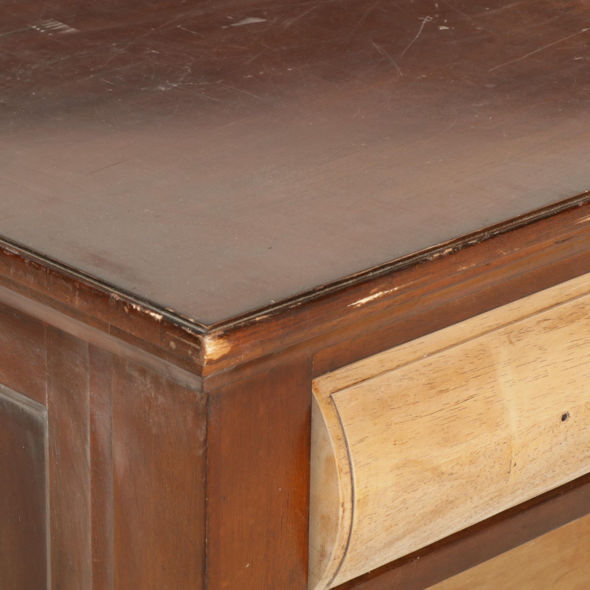 Bernhardt "Martha Stewart Collection" Empire Style Mahogany Chest of Drawers