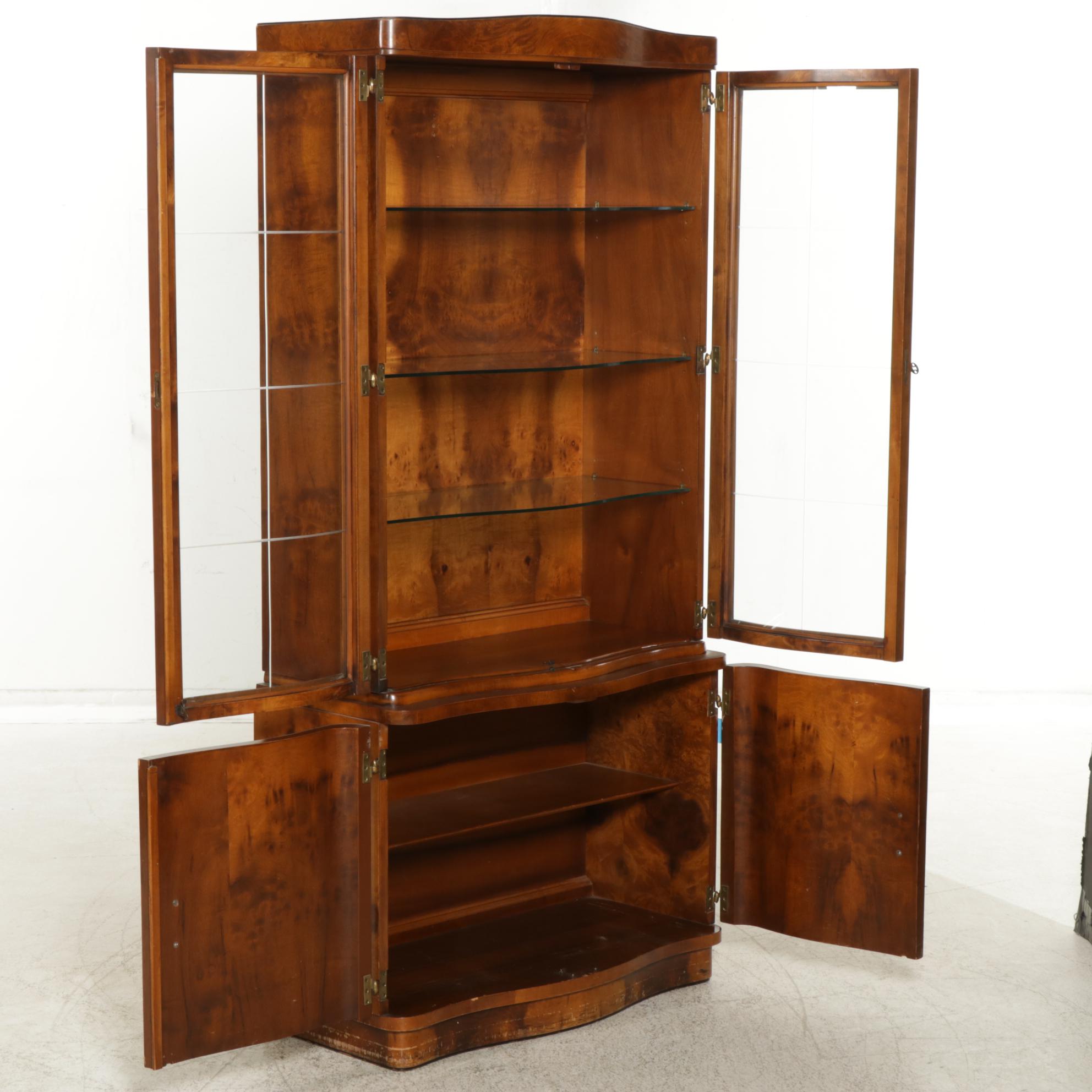 Saginaw Furniture Art Deco Mahogany China Cabinet, Early to Mid-20th Century