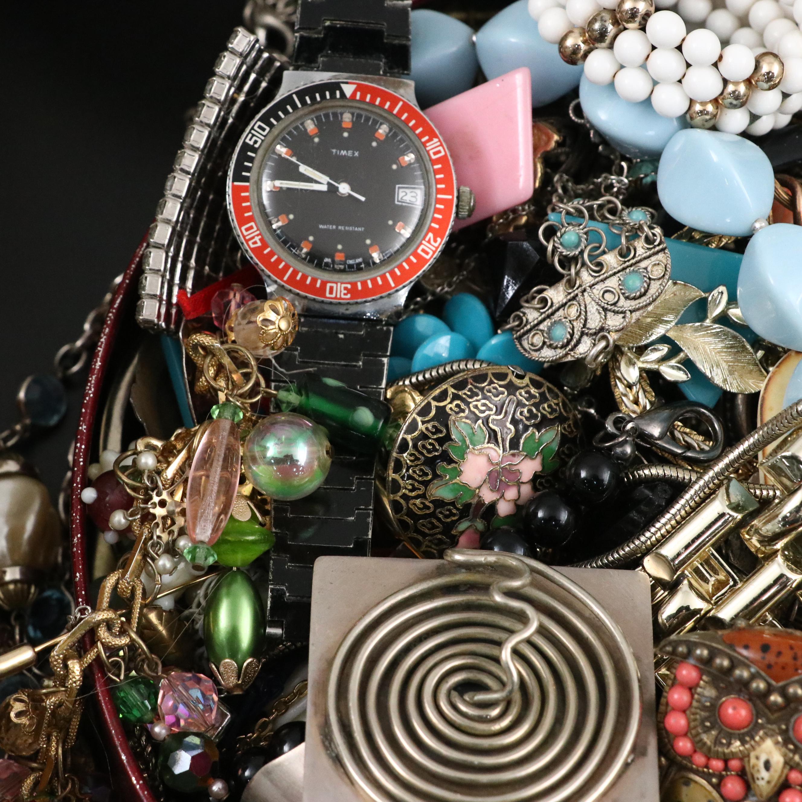 Uncommon Discoveries: Jewelry Collection