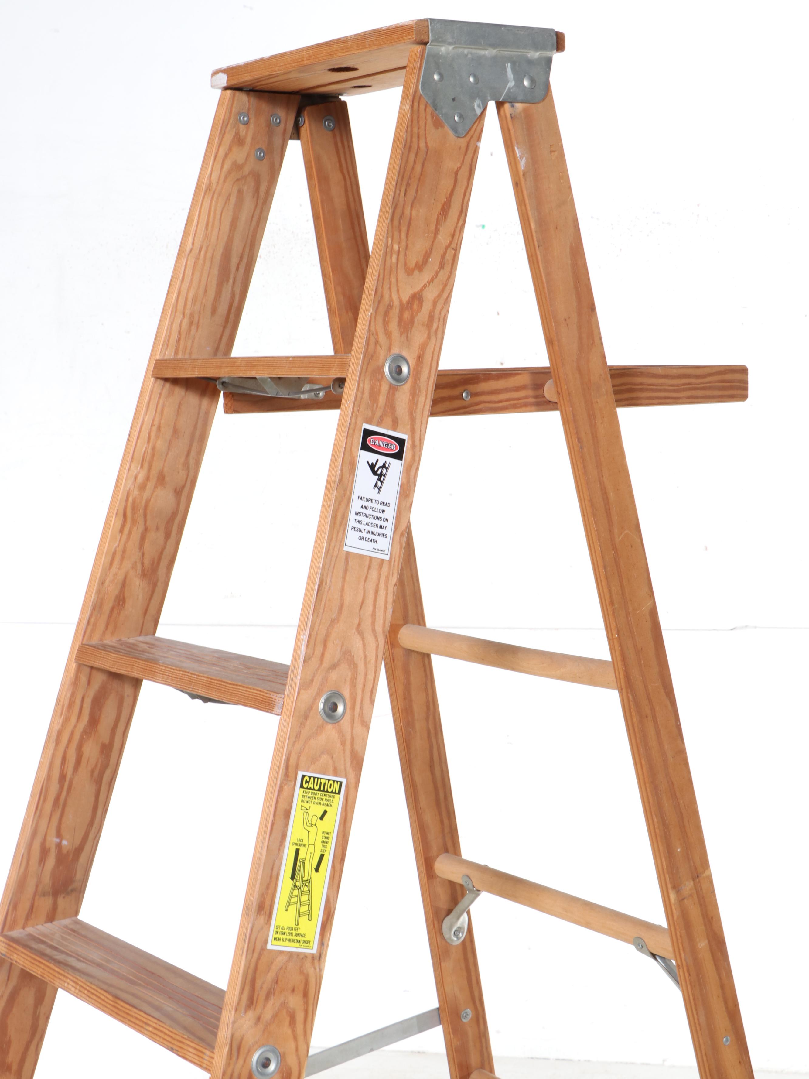 Werner 6' Type III Oak Household Step Ladder
